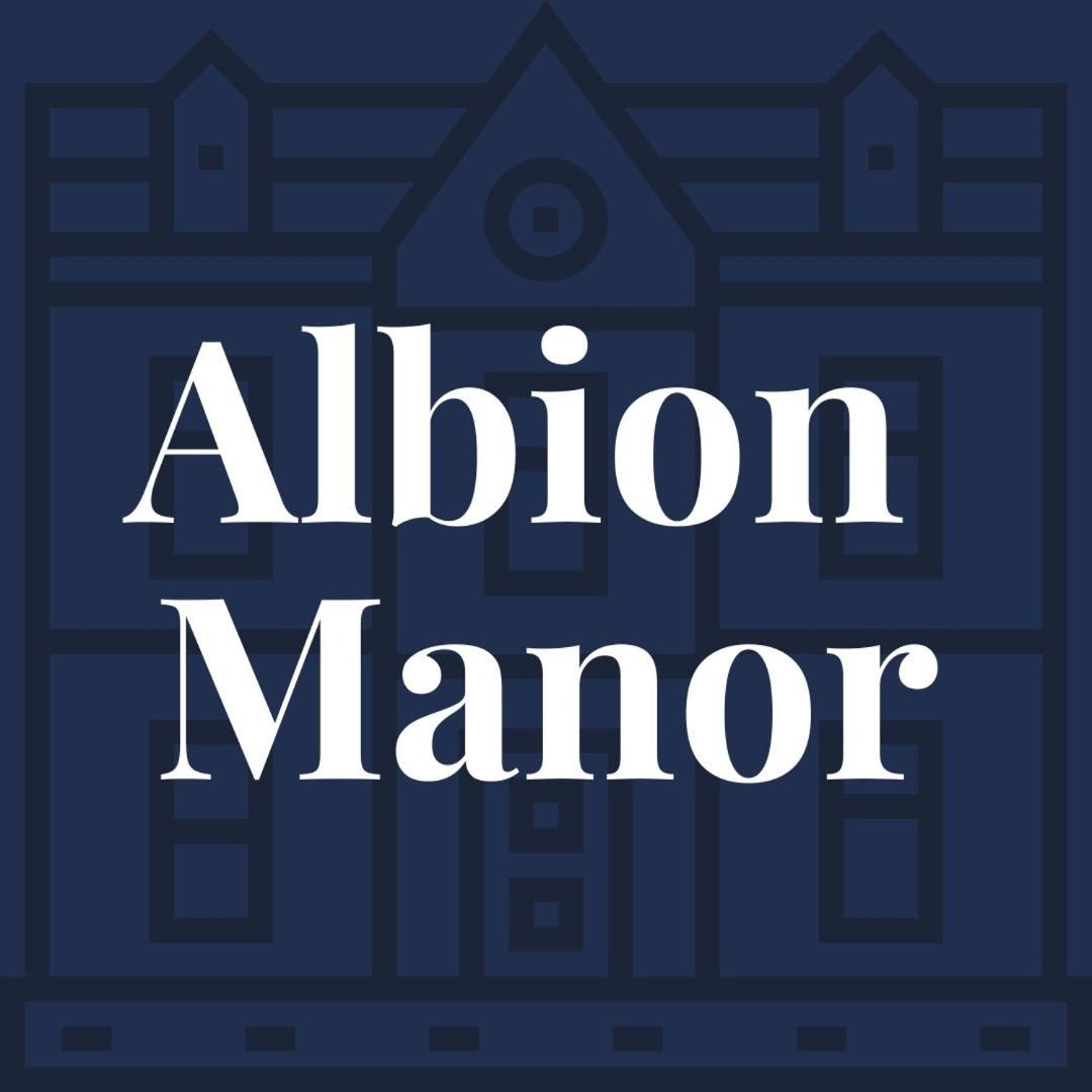 Albion Manor