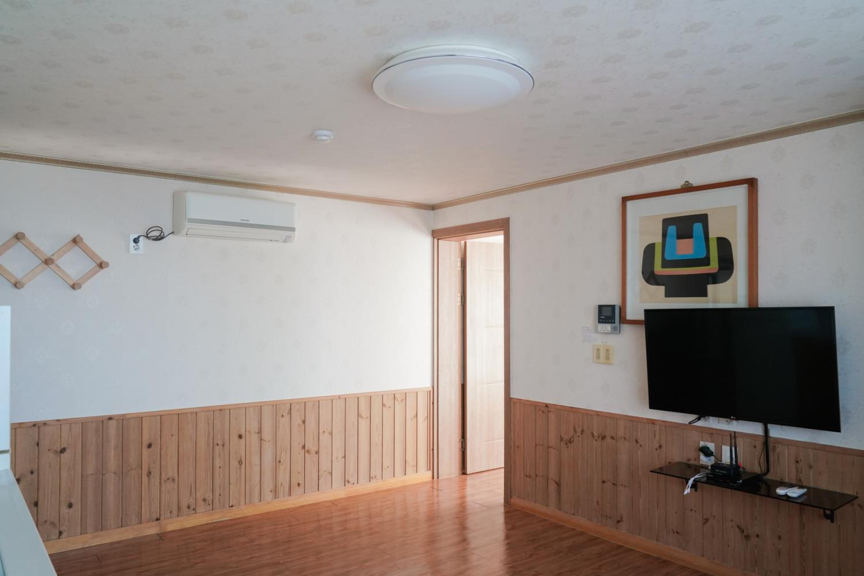 Jungmun Haesung Parktel