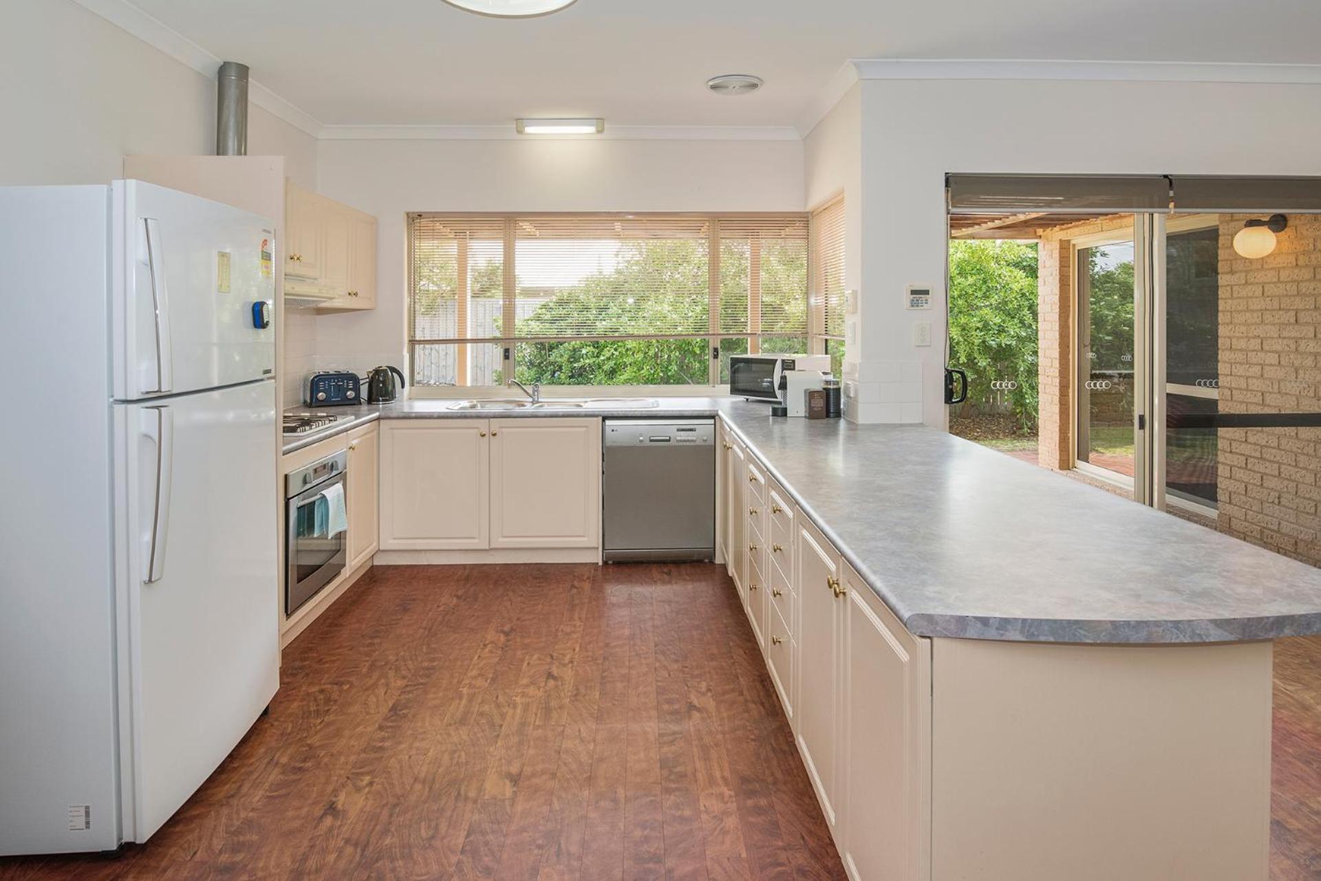 Bella Beach House Prevelly 50m from the beach