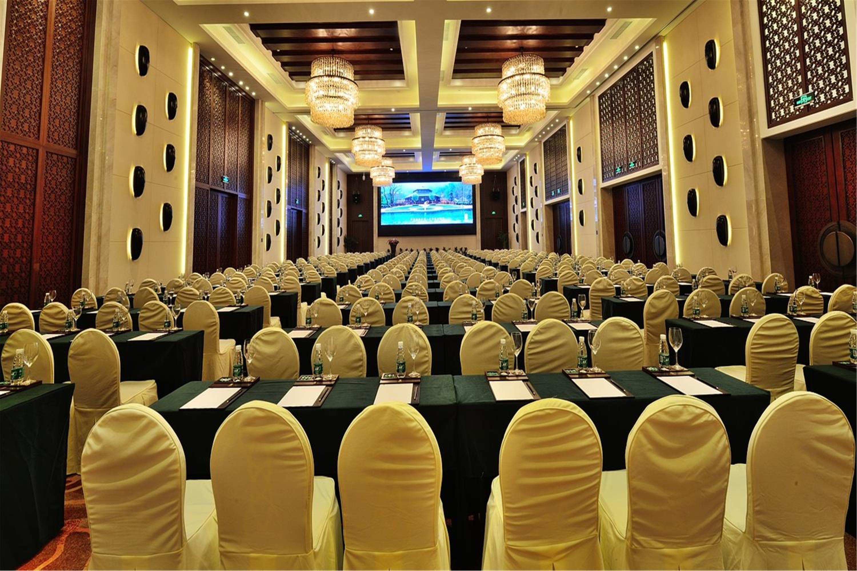 Harmona Resort & Spa Zhangjiajie
