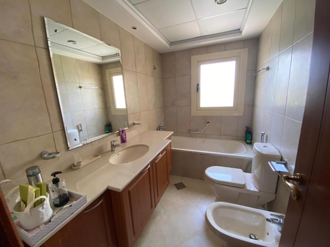 Spacious Villa Al Hamra Village with gulf and Golfcourseview with weekly and monthly stay offers