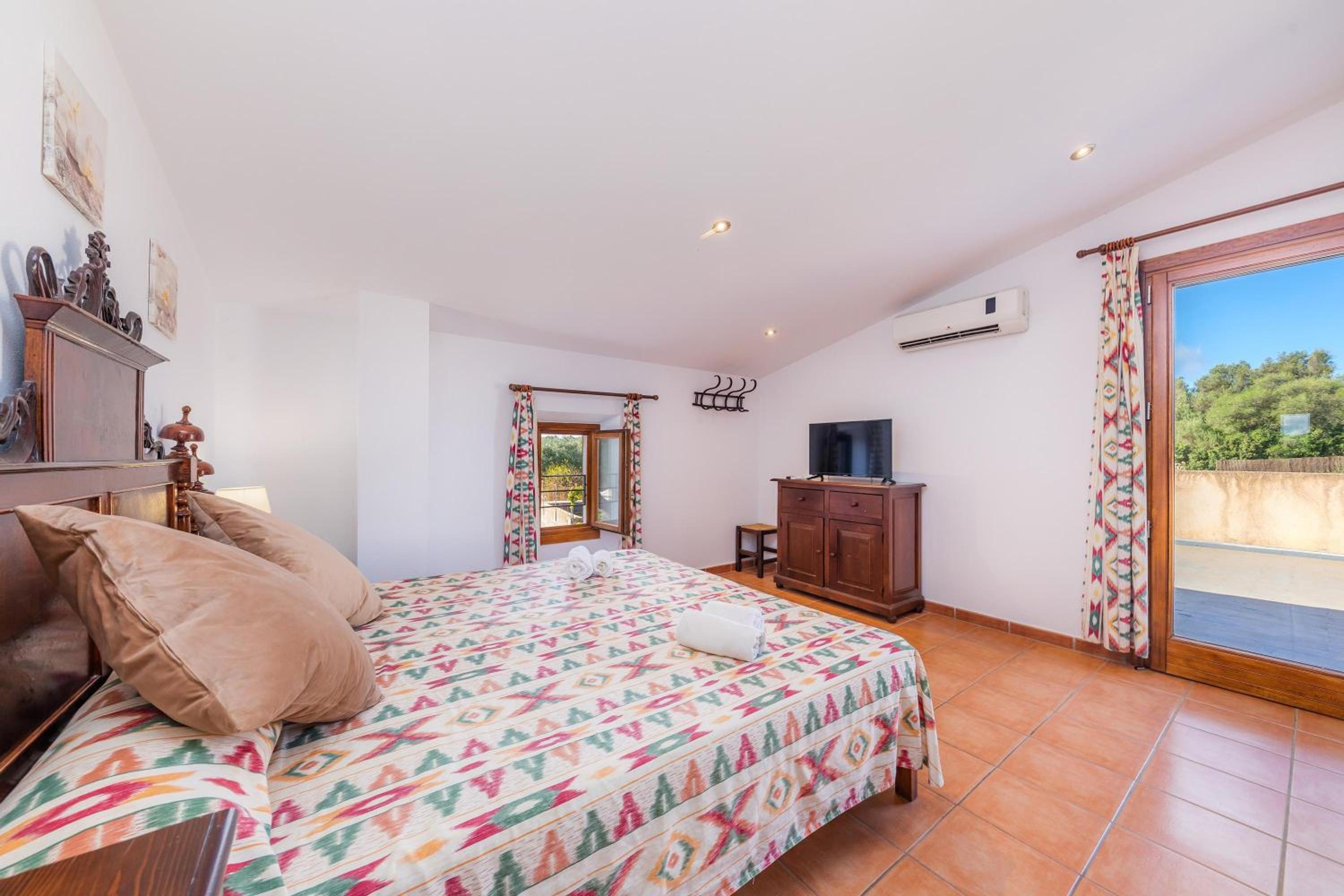 Ses Angoixes en Santanyi — hotel room