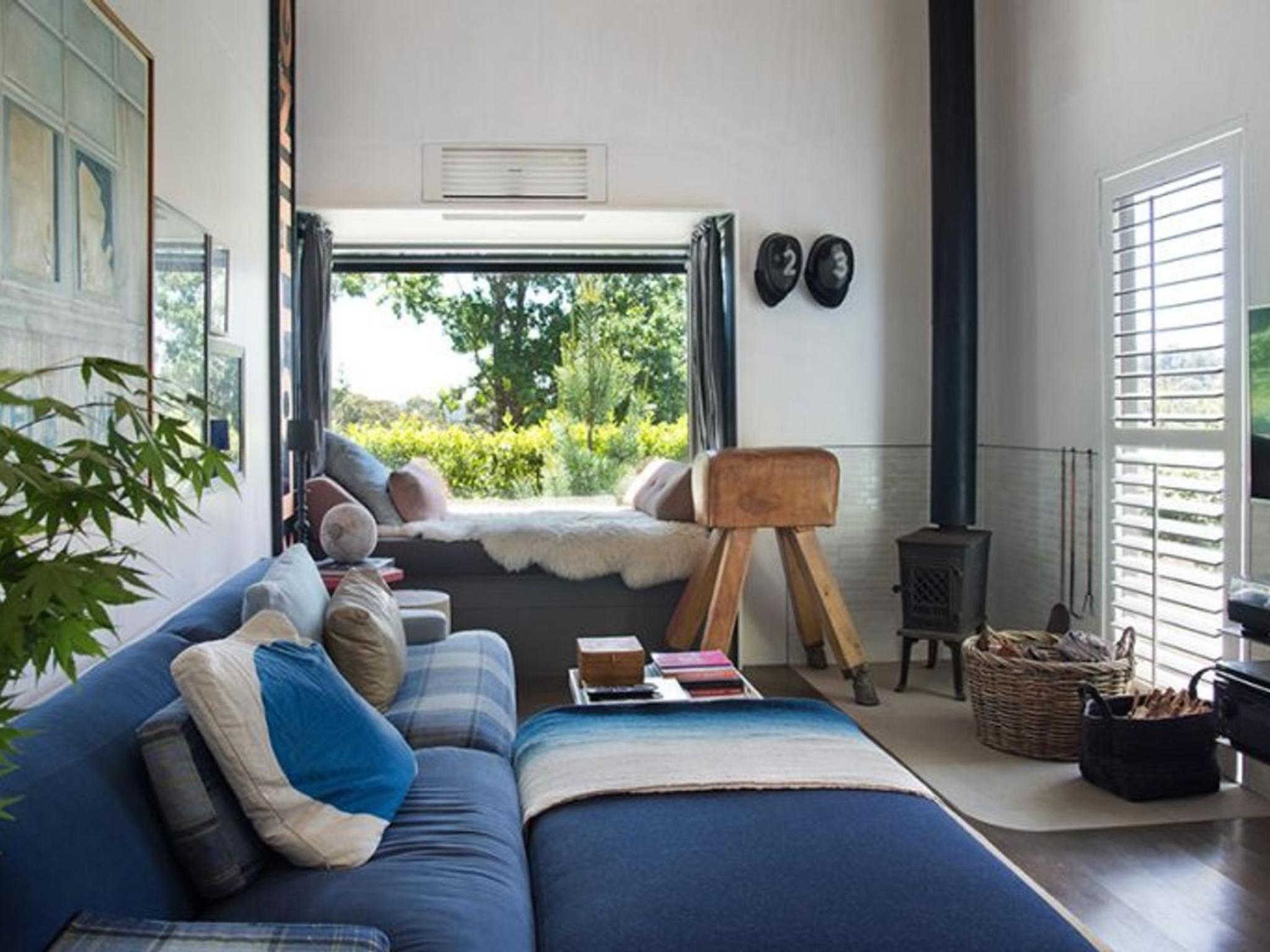 Harts Lane Stag & Millies -stylish, pet friendly and views
