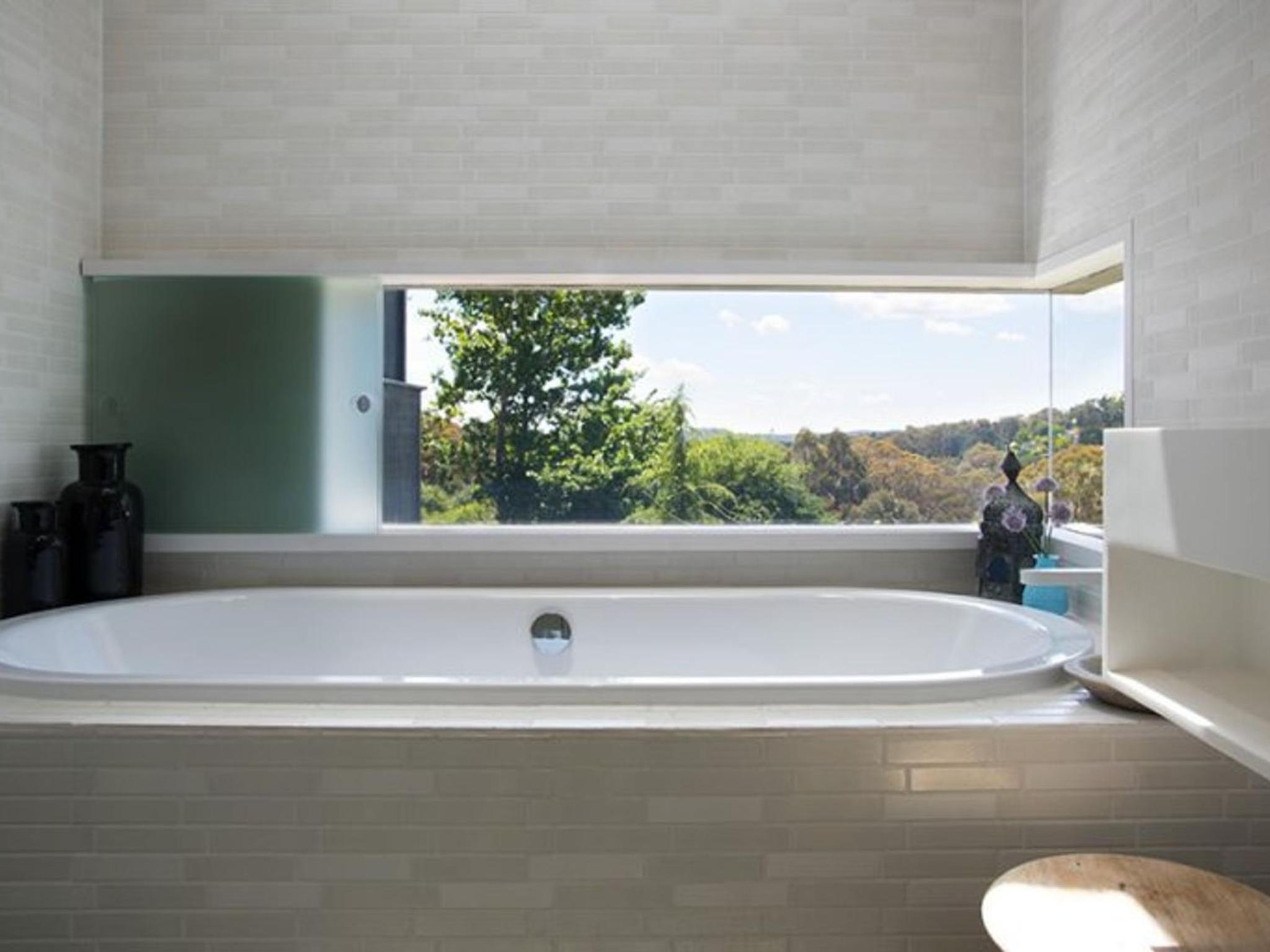 Harts Lane Stag & Millies -stylish, pet friendly and views