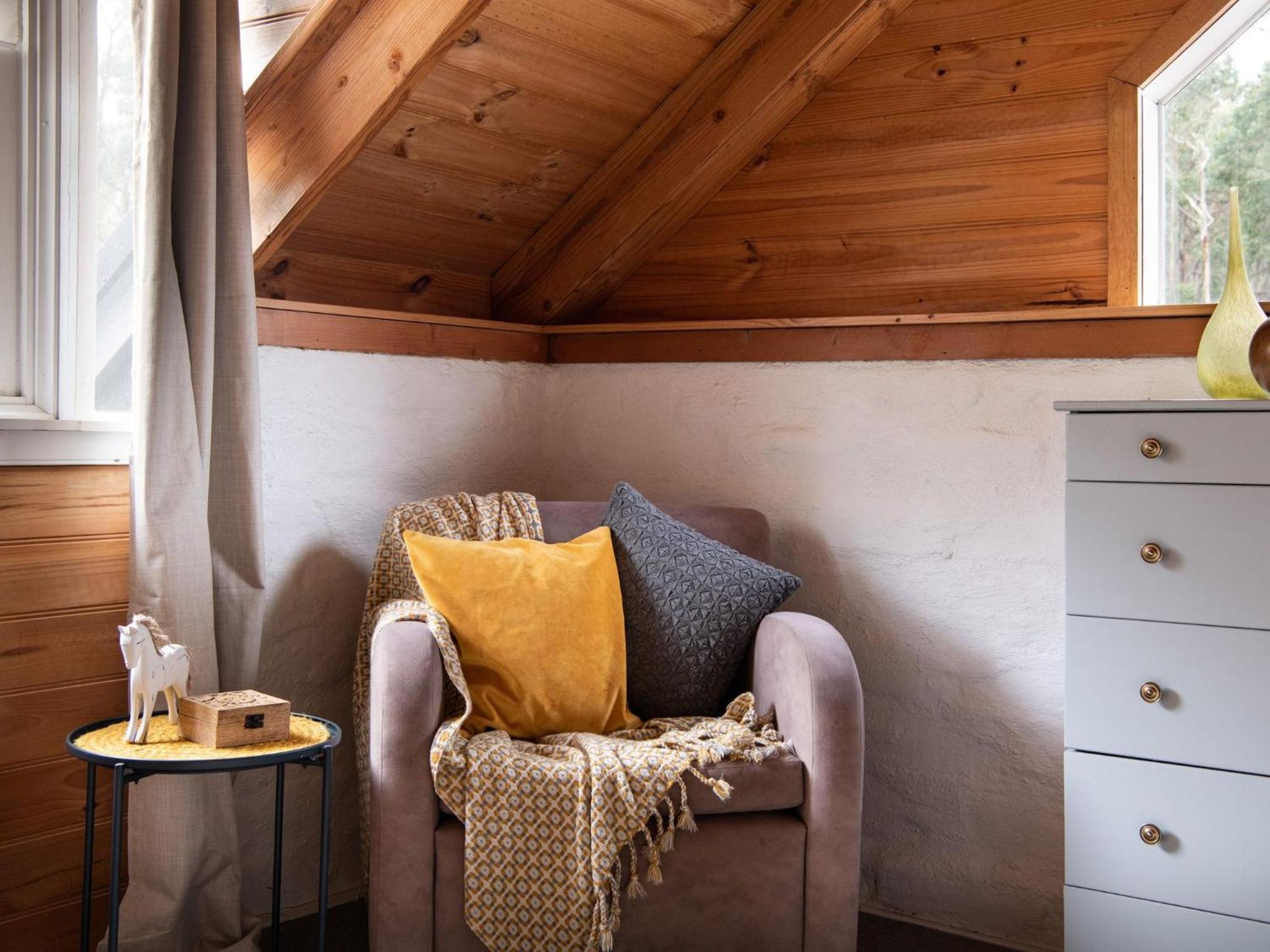 Edessa Lodge - 2 bedroom tranquil bush retreat