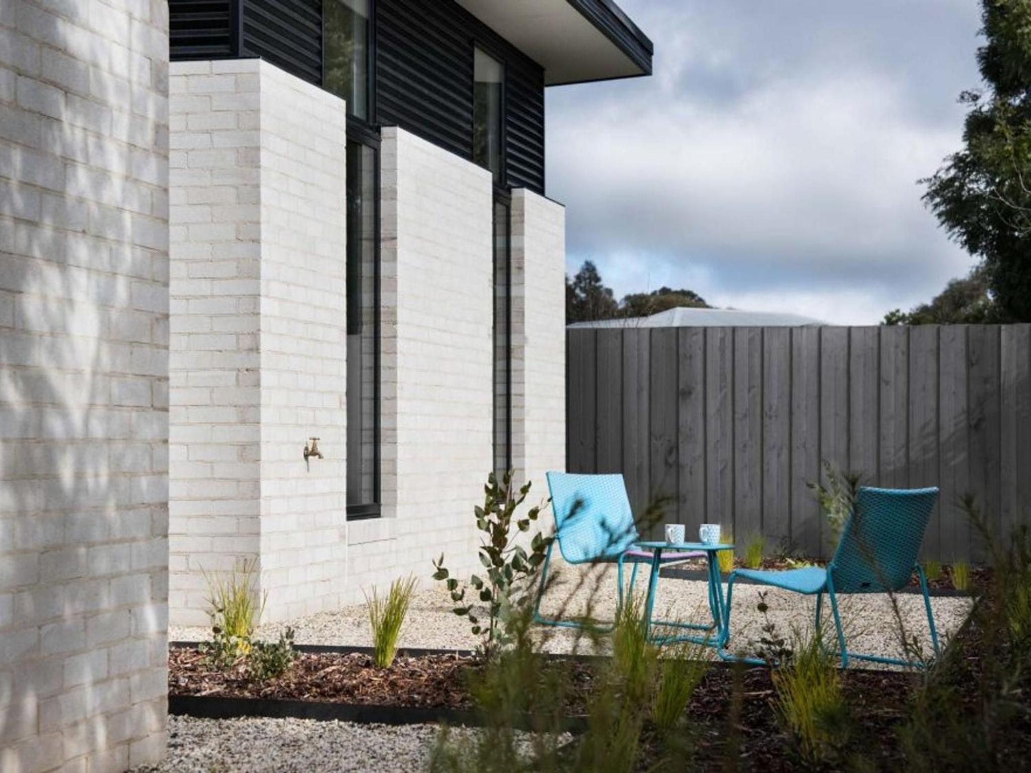 Arenas North - 2 bedroom dog friendly home