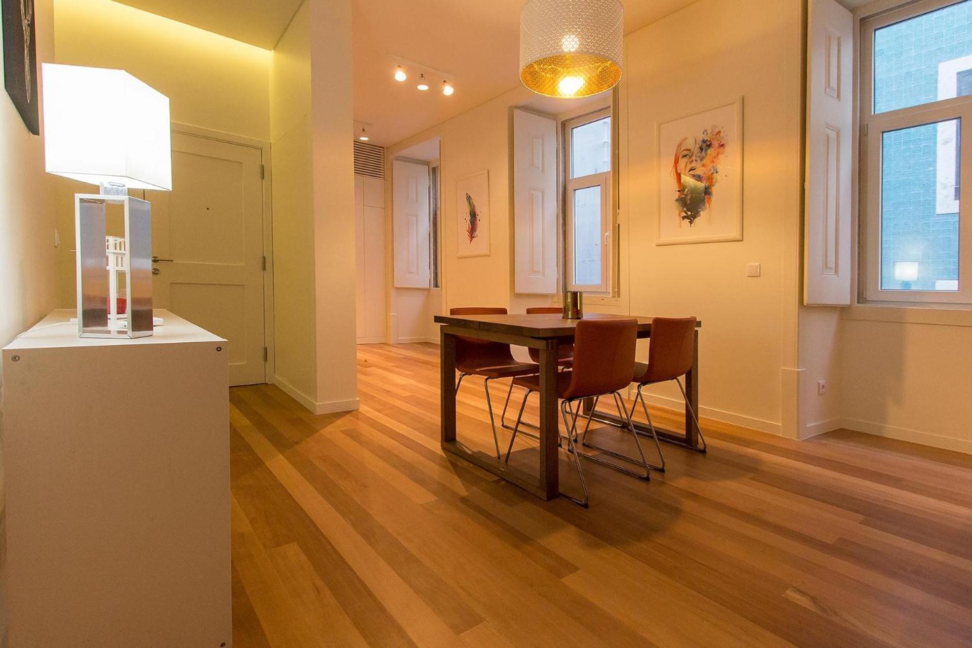 Downtown Prestige by Homing