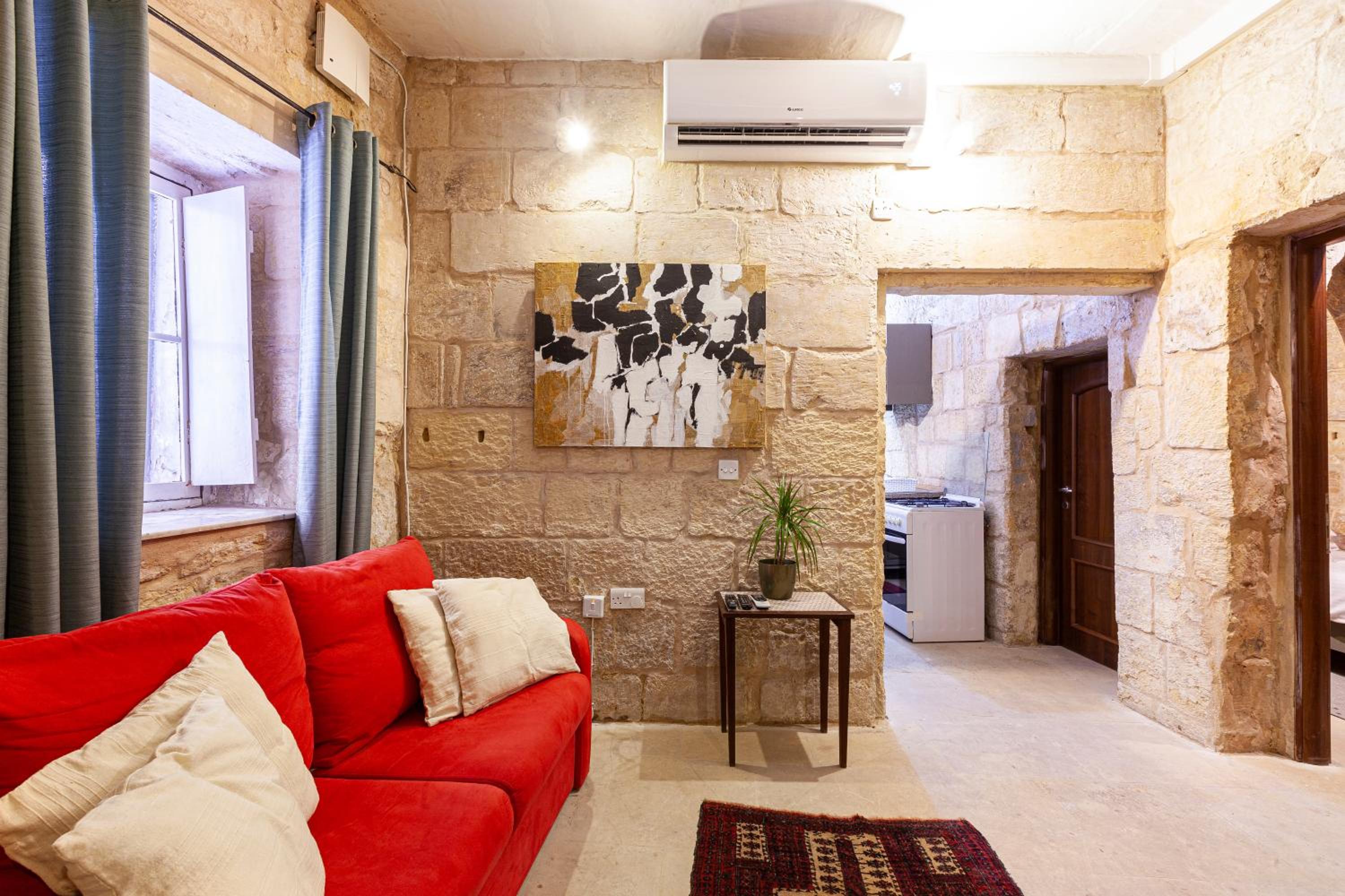 BRG34 - Historical Vittoriosa Townhouse view 3