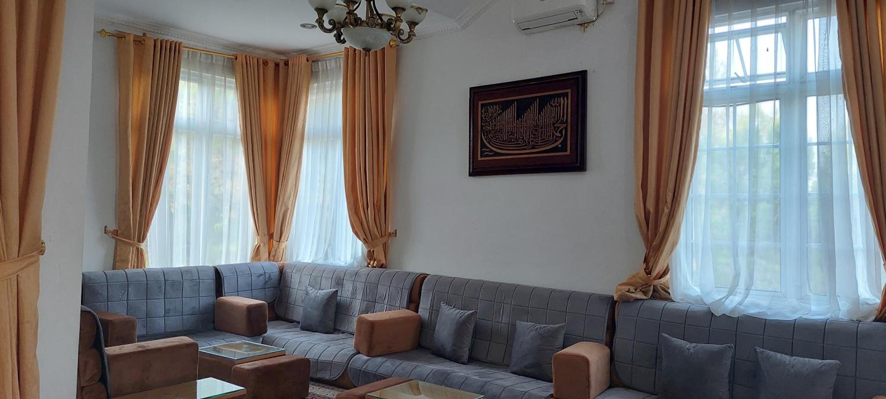 Villa Dalia Puncak Nb4-01 view 2