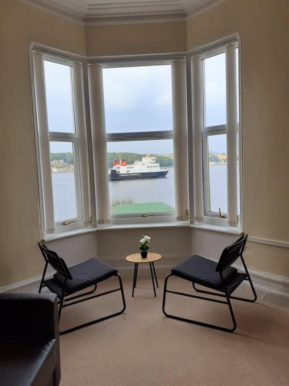 Commodore Guesthouse, Seaside Holiday Suites view 2