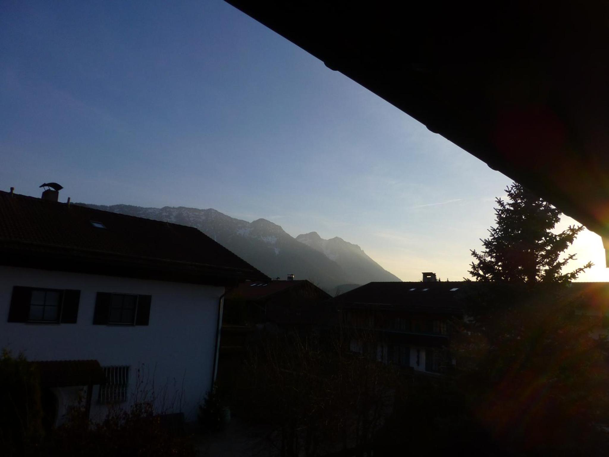 Photo 33