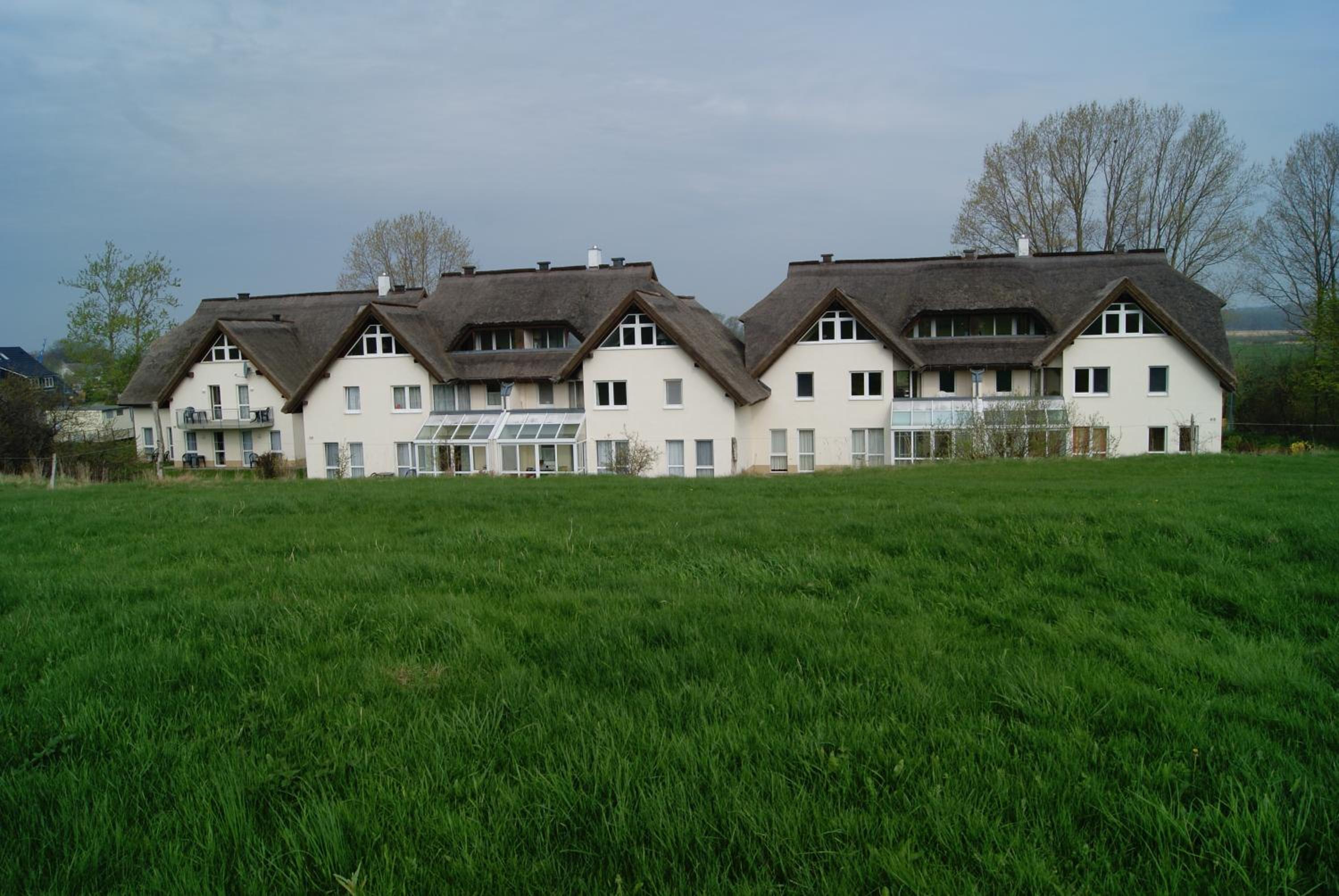 Fewo 18 im Strandhaus Lobbe mit Balkon