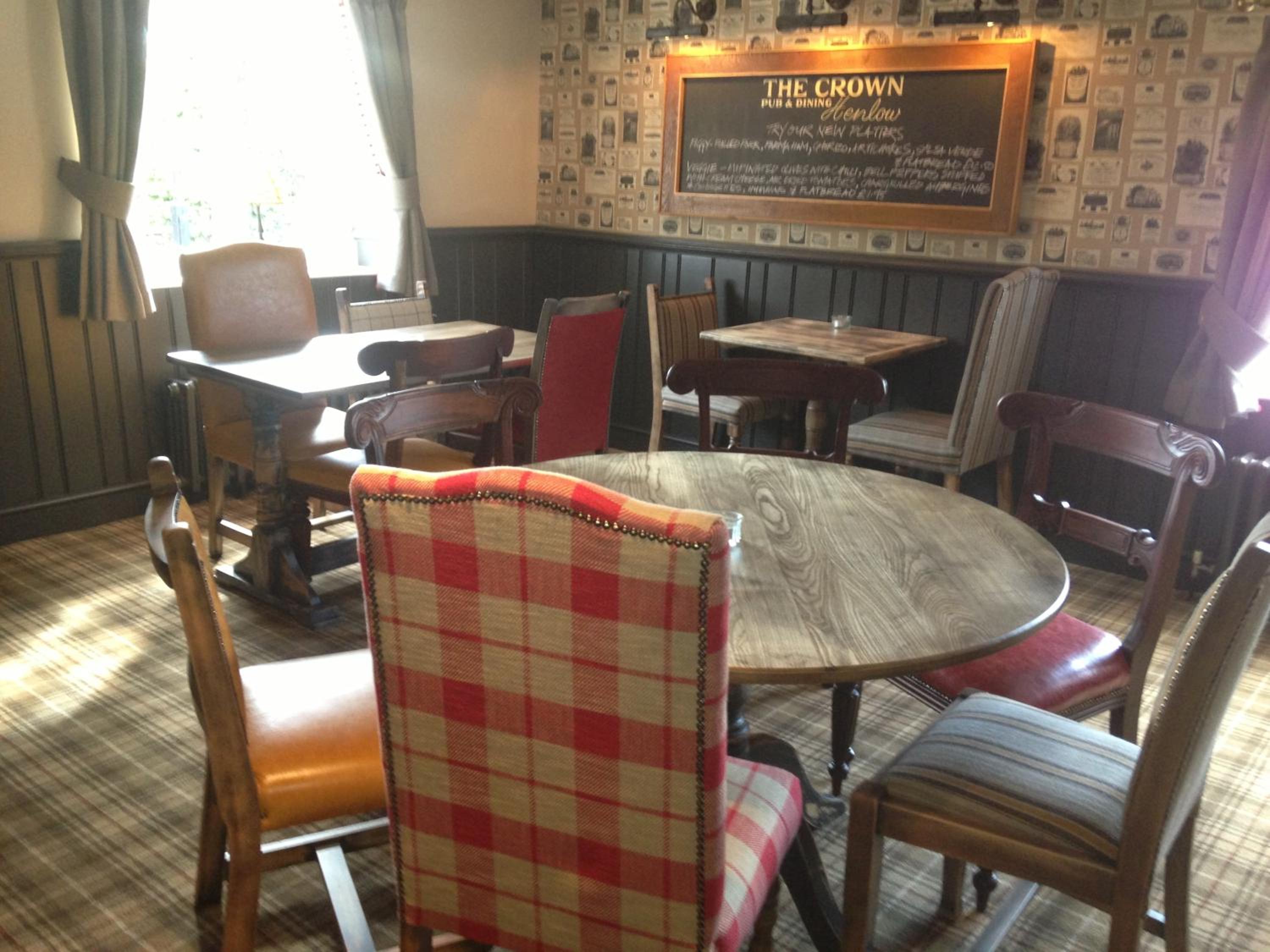 The Crown Pub, Dining & Rooms