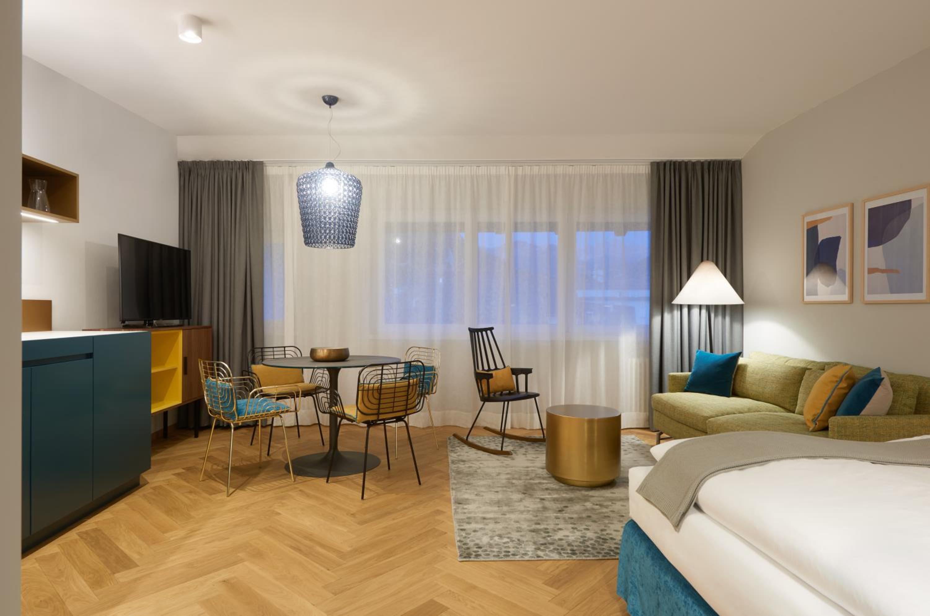 hotel room