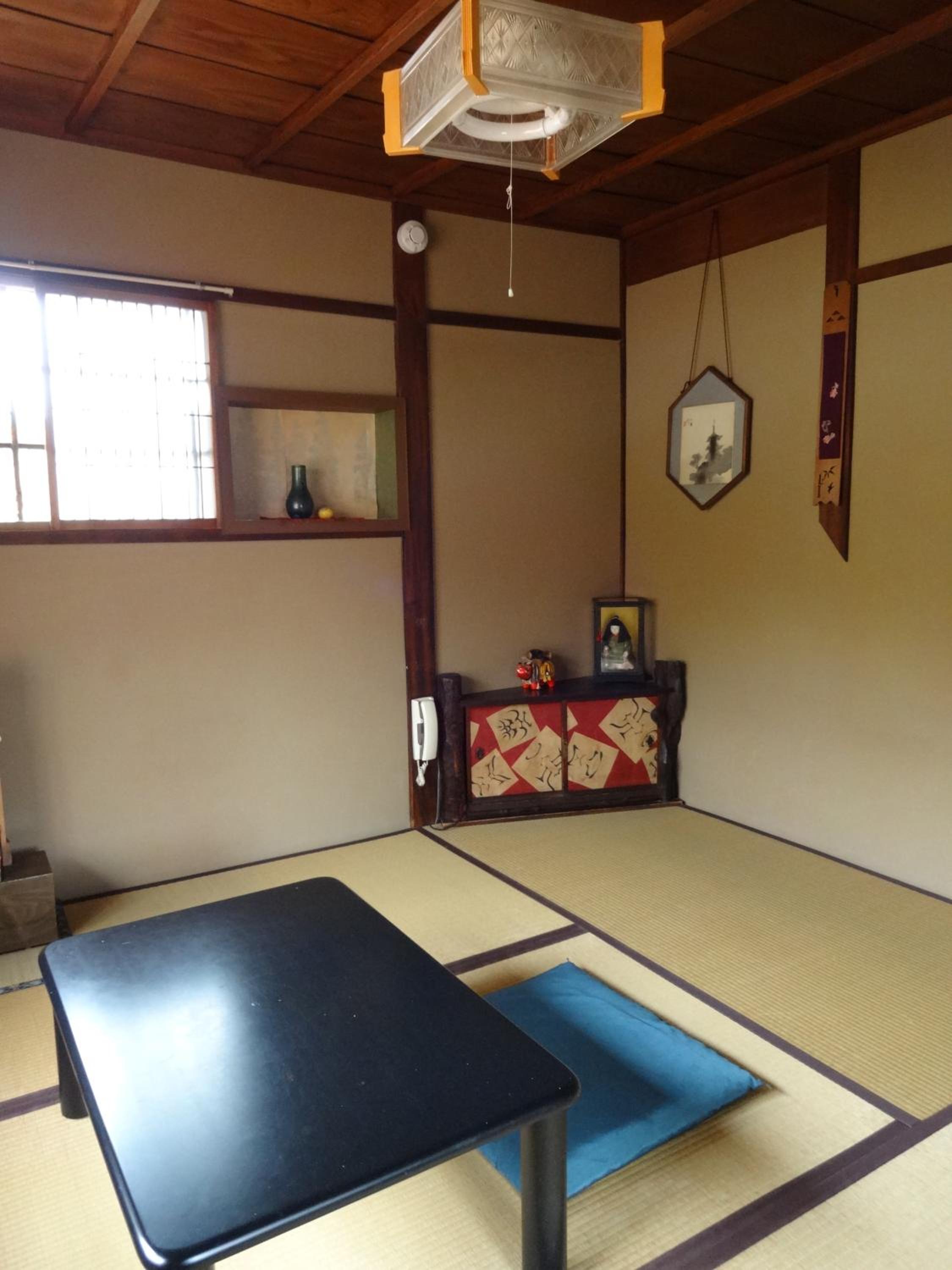Photo 8