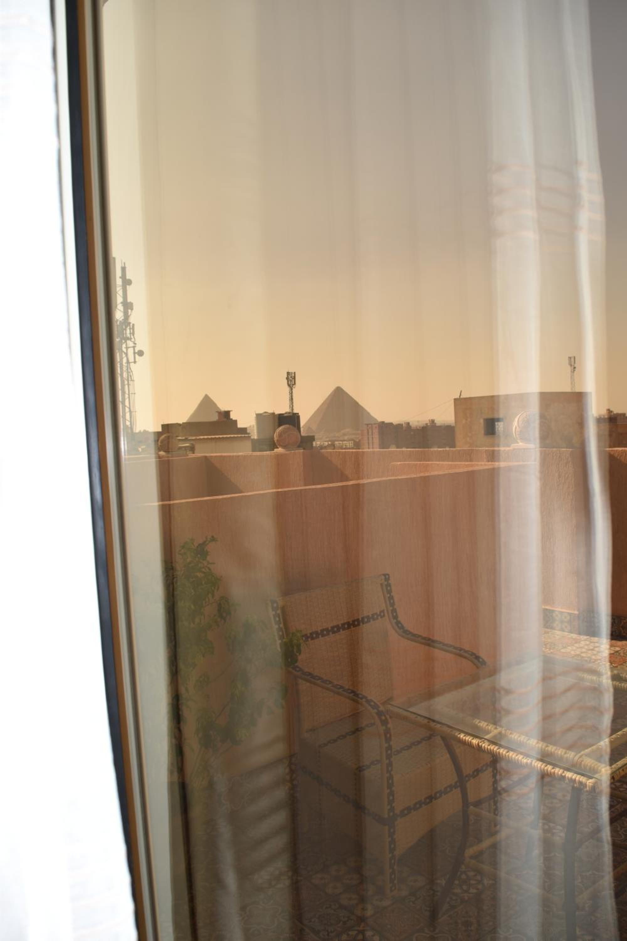 Rihana pyramids hotel