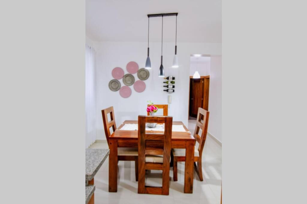Hermoso apartamento, 3 Habitaciones espaciosas, 2 Aires acondicionados view 4