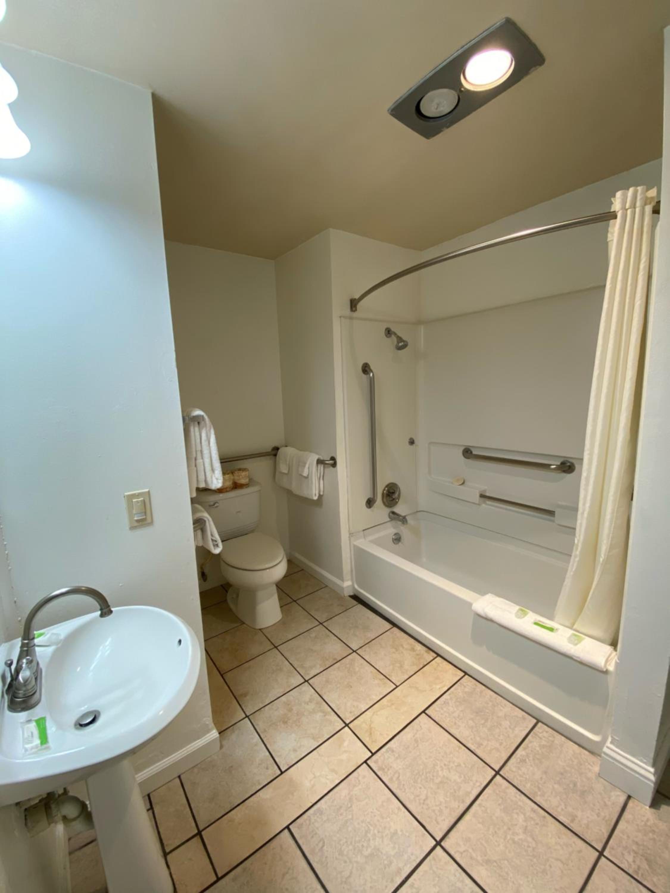 Carmel Resort Inn - Property Image 66