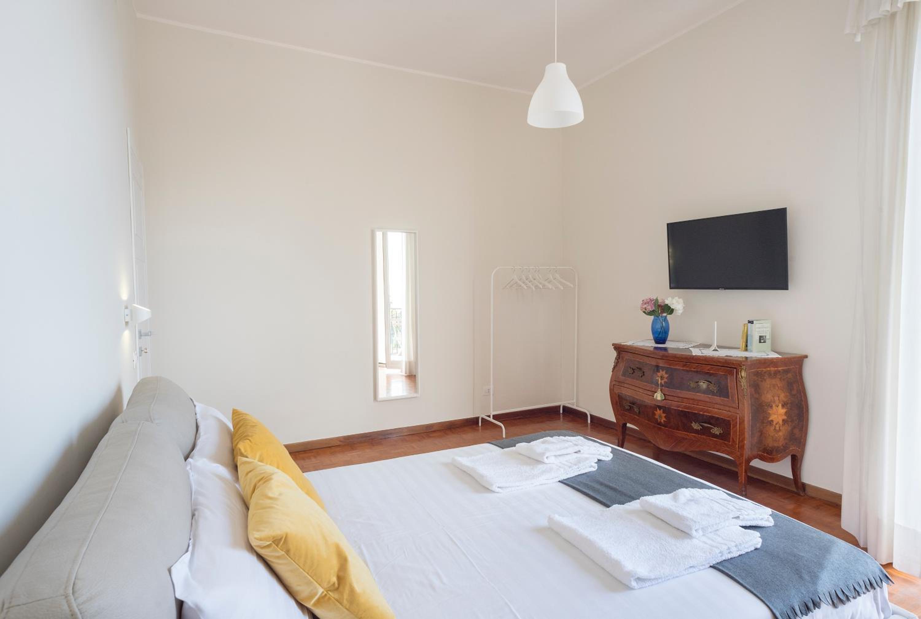 BayView Posillipo, Luxury Terrace & Private Parking - Stunning view