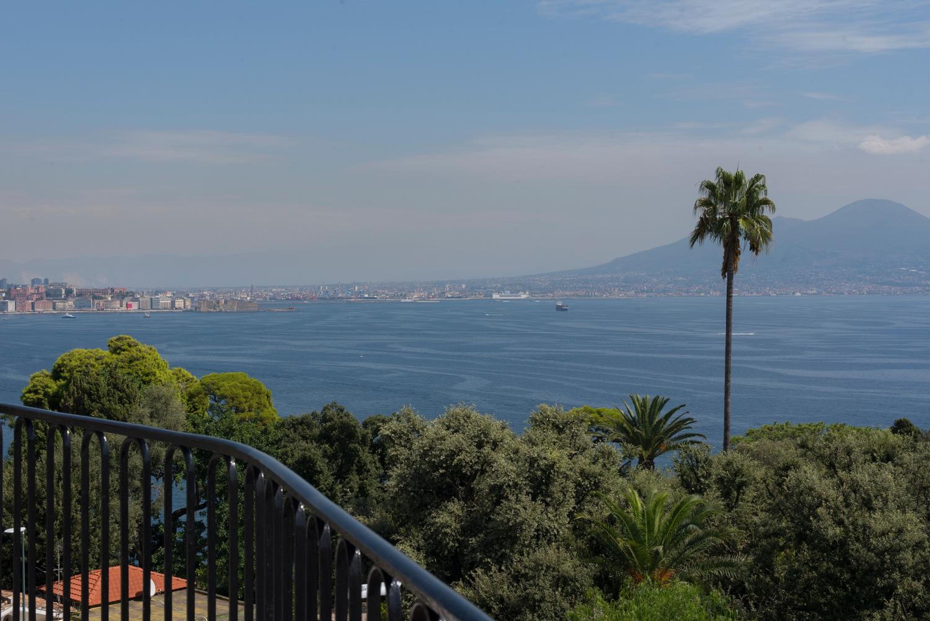 BayView Posillipo, Luxury Terrace & Private Parking - Stunning view