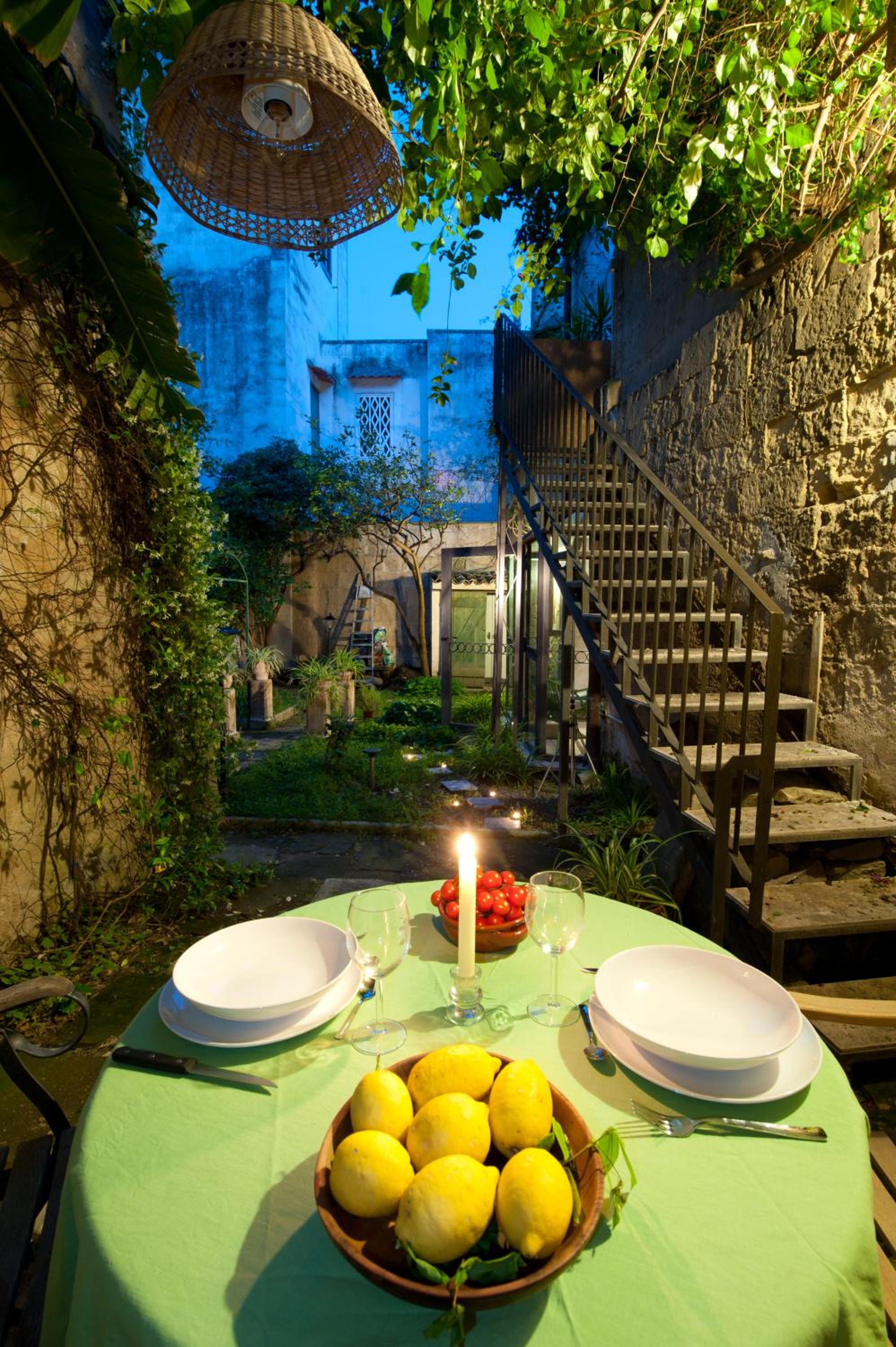 Casa d'Artista Suite & Garden view 3