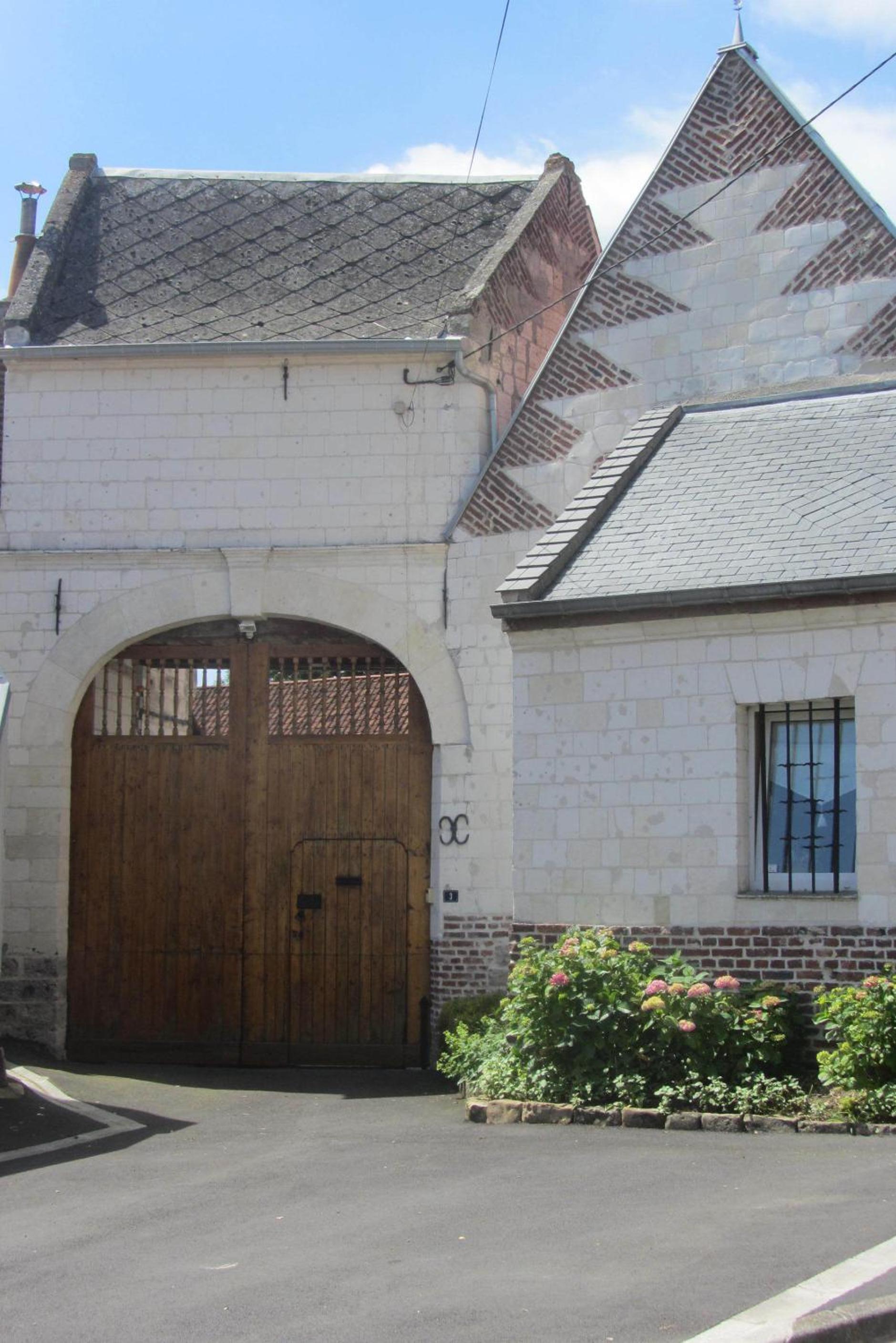 Photo 12