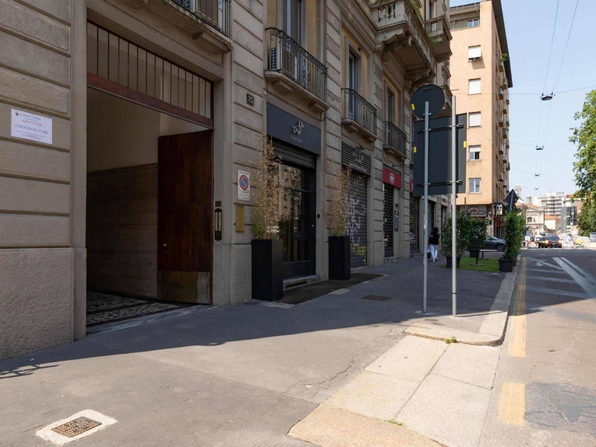 The Best Rent - Lovely loft with balcony near Piazza Vetra