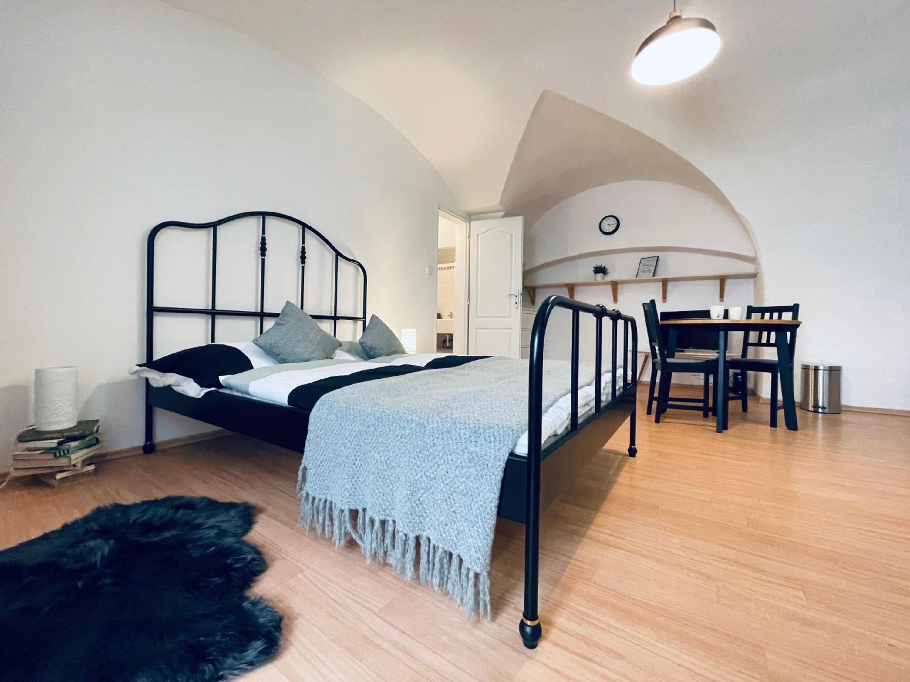 Studio Nicolas II Prague