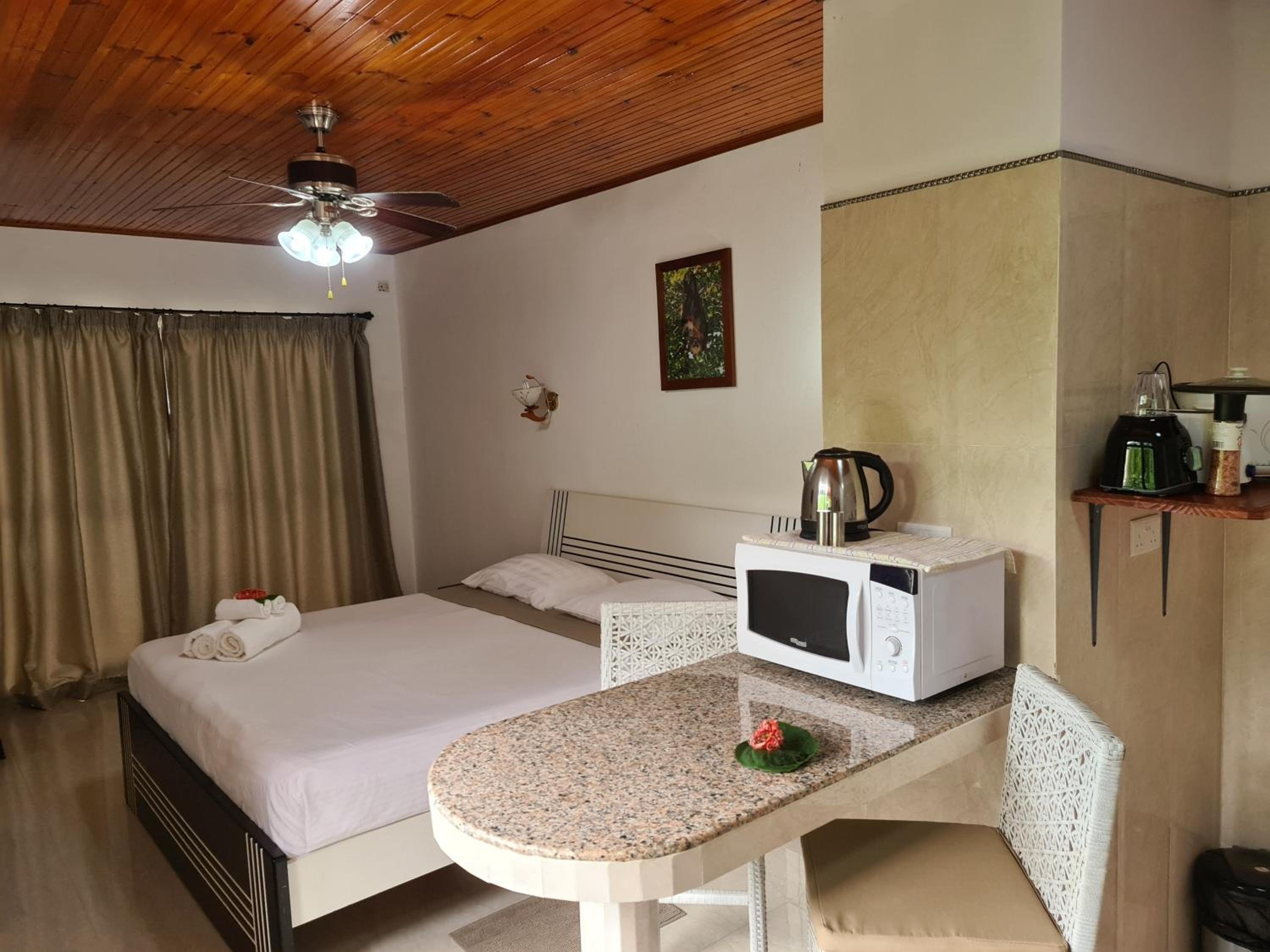 Tourterelle Holiday Home