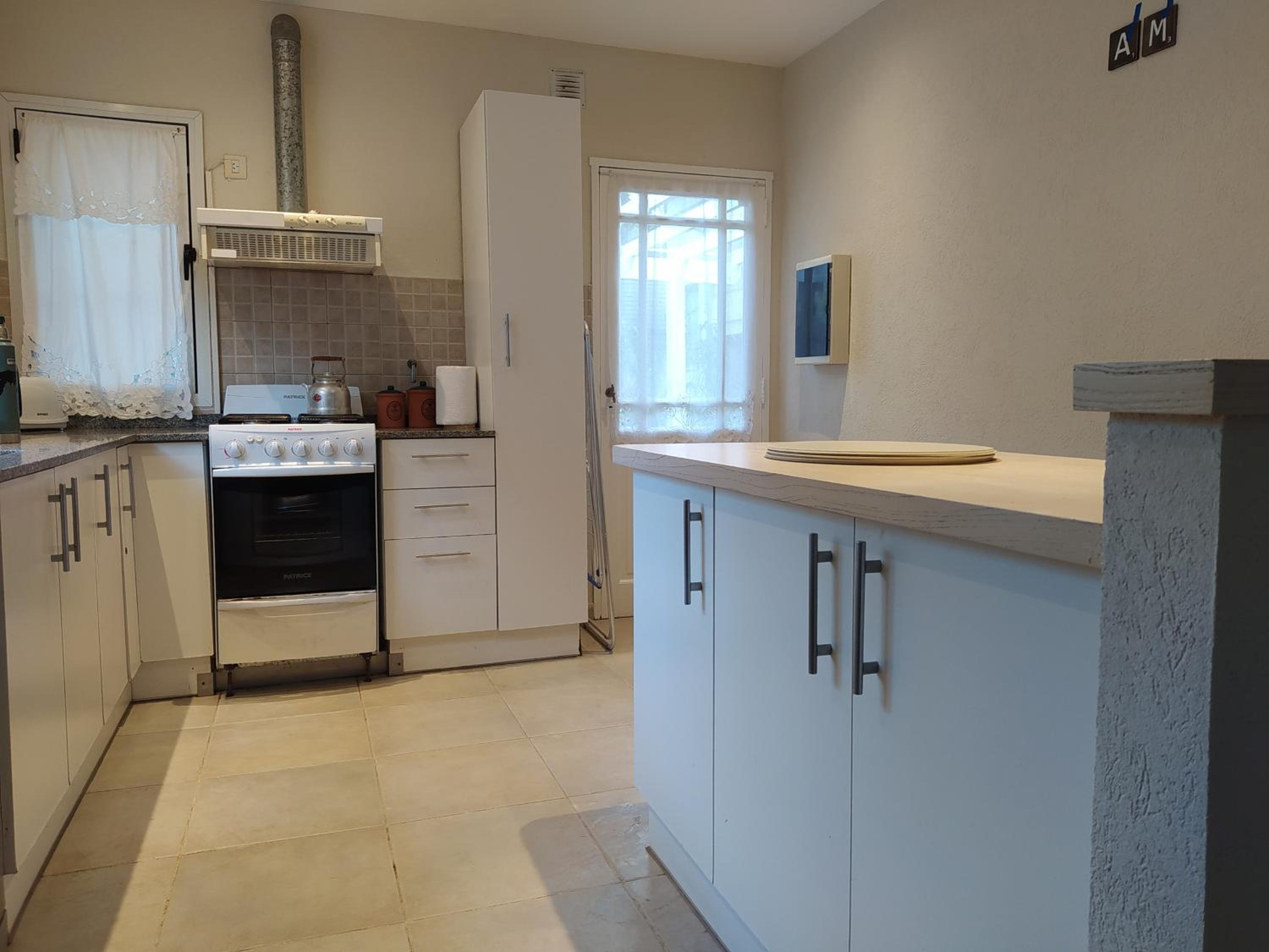 Pinamar Norte Casa Aquiles 8 pax