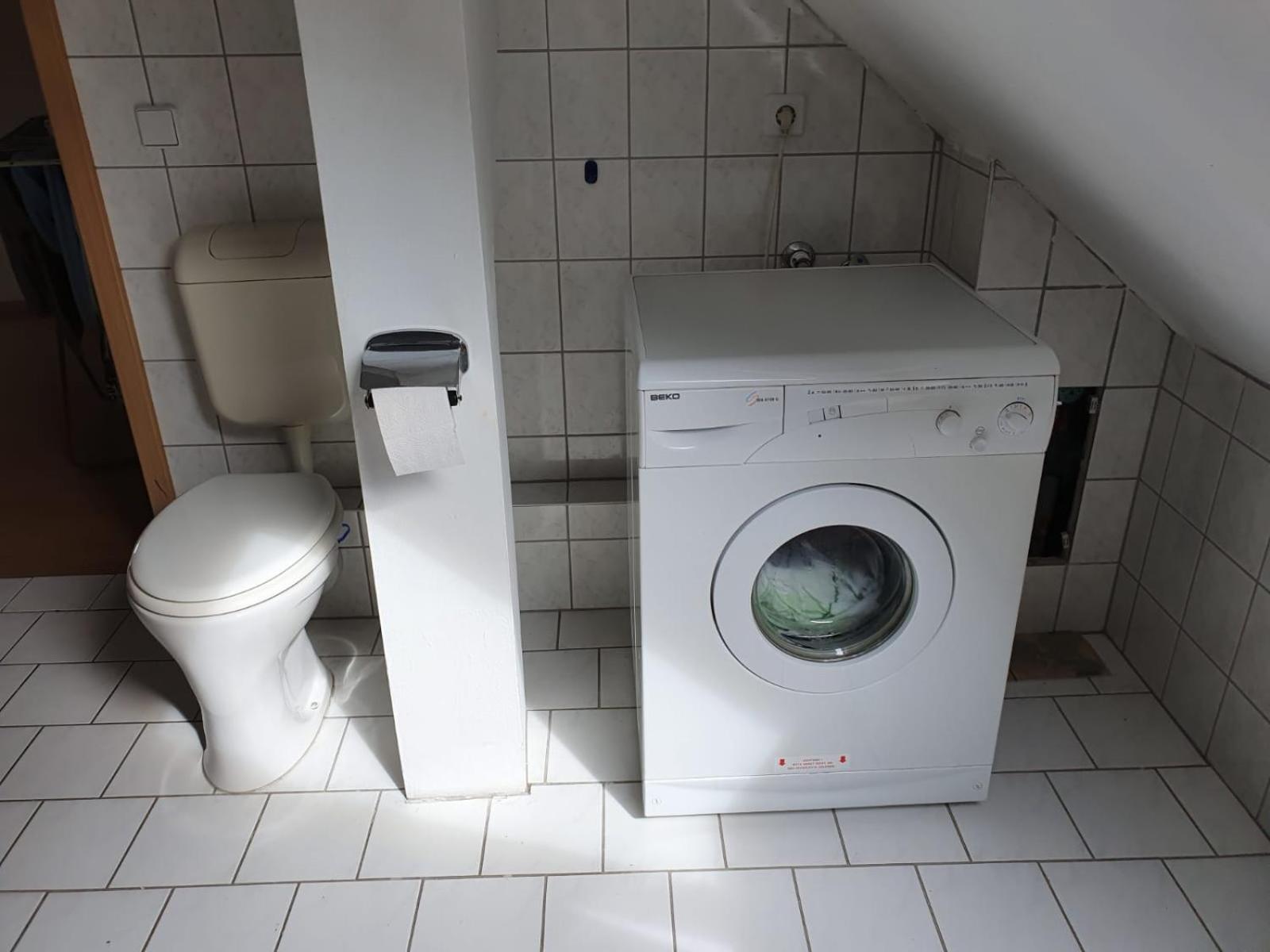 Attic Oelsnitz am Hegebach mit Netflix und Parkplatz Self Check-in - Property Image 4