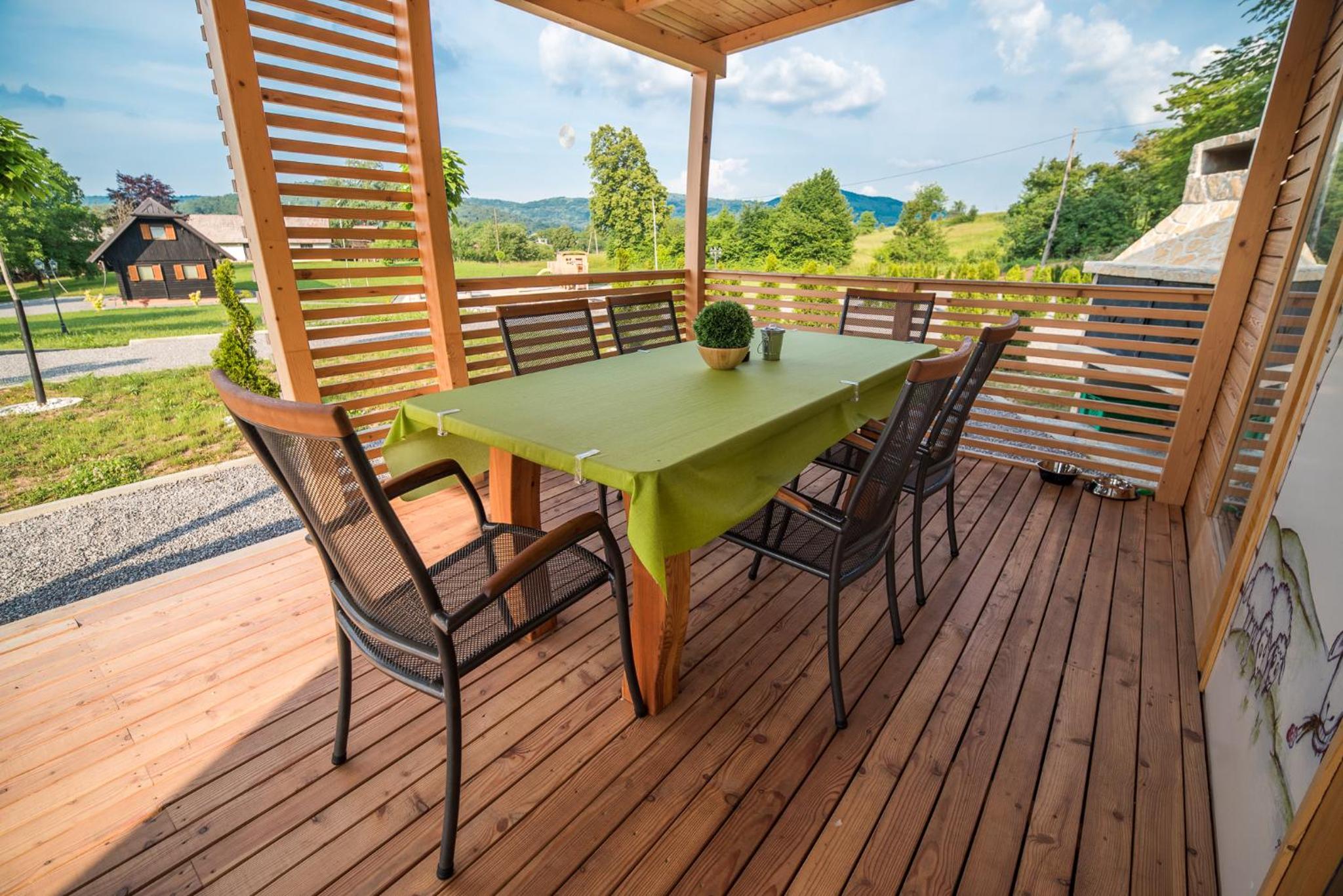 Glamping Krone Kolpa Heaven view 4