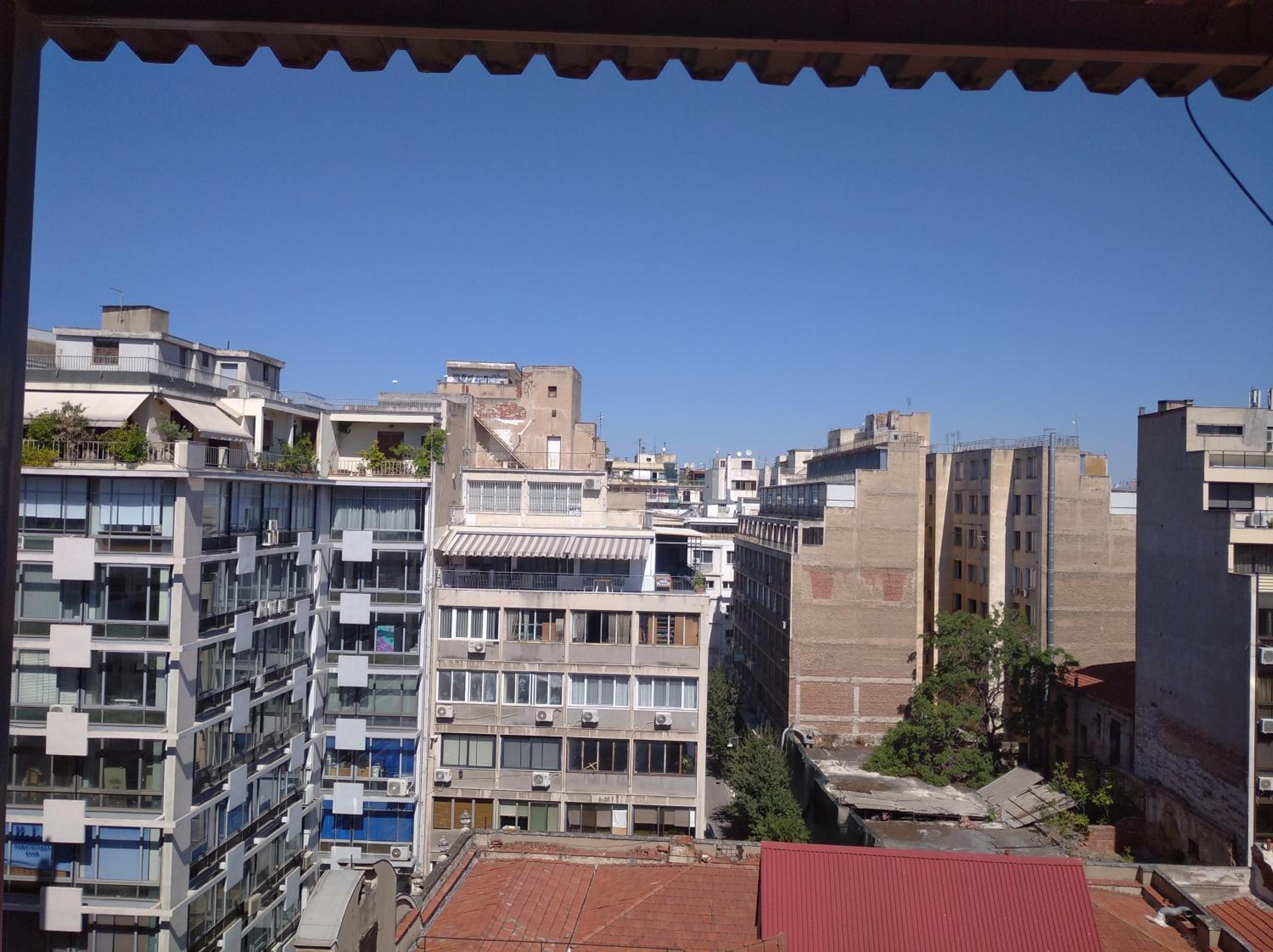 Dreamy Apartment City Center 5 thesbnbgr view 3