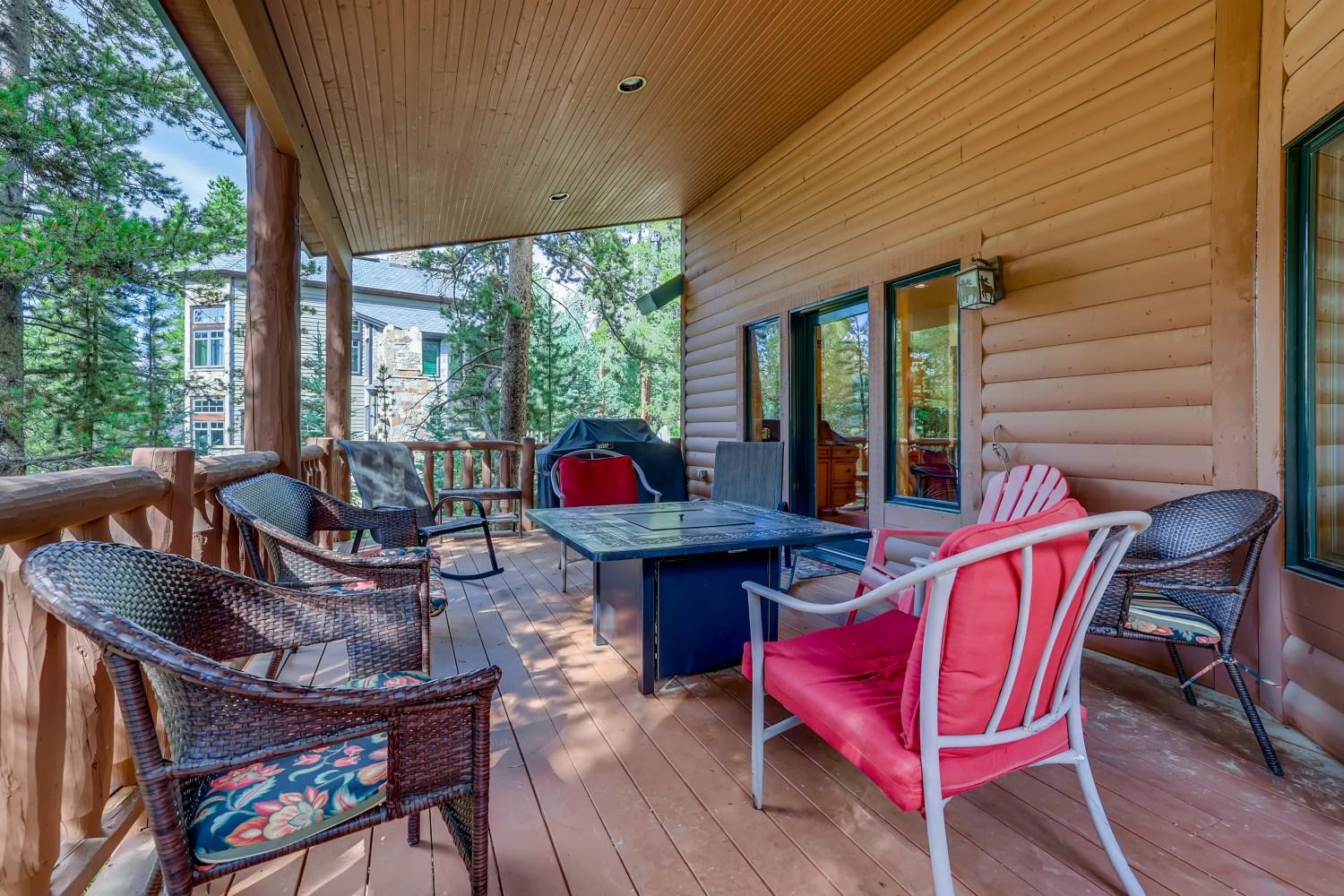 Tranquility House: Spacious Home w/ Hot Tub view 4