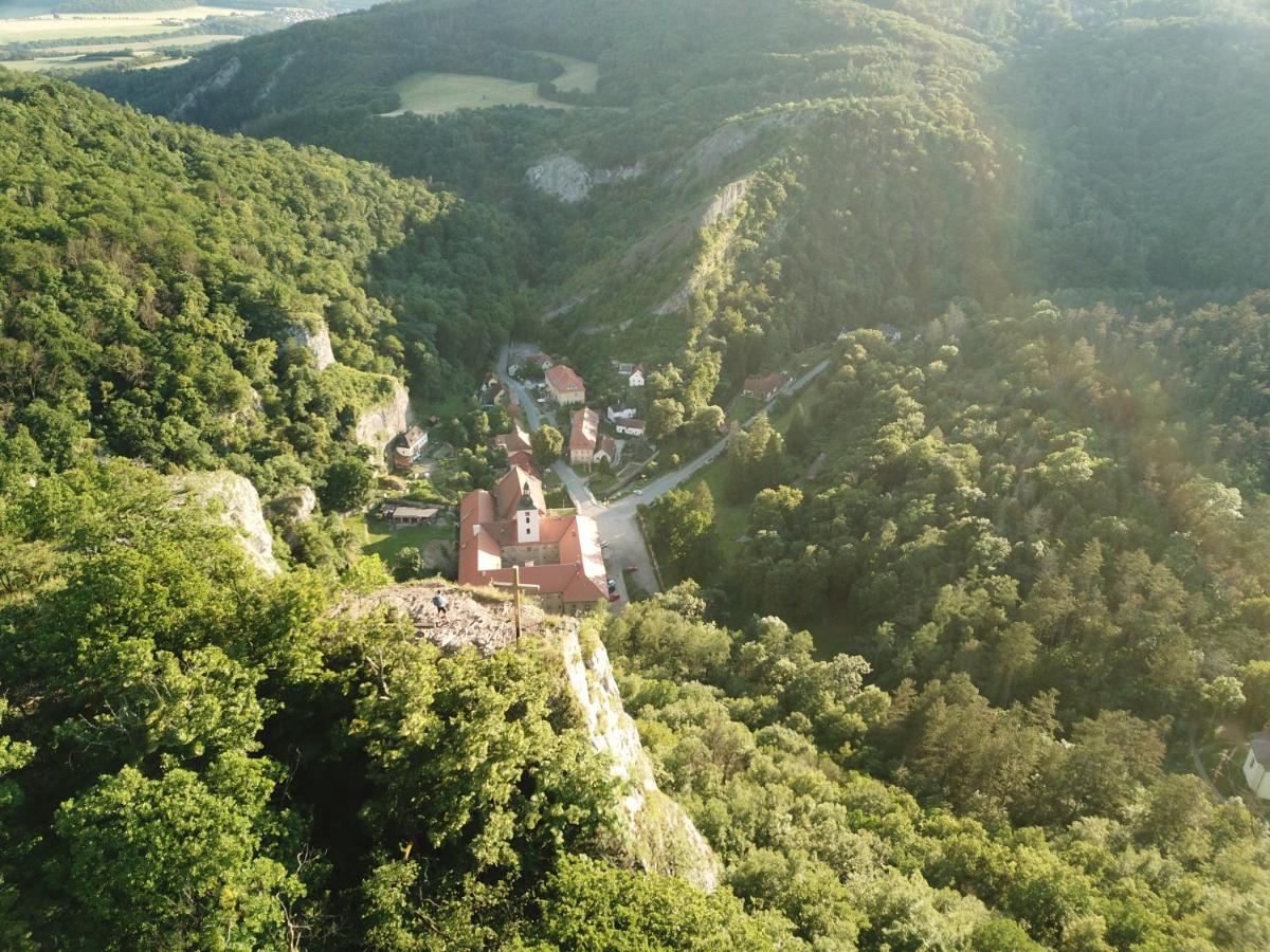 Hotel Obecná Škola view 5