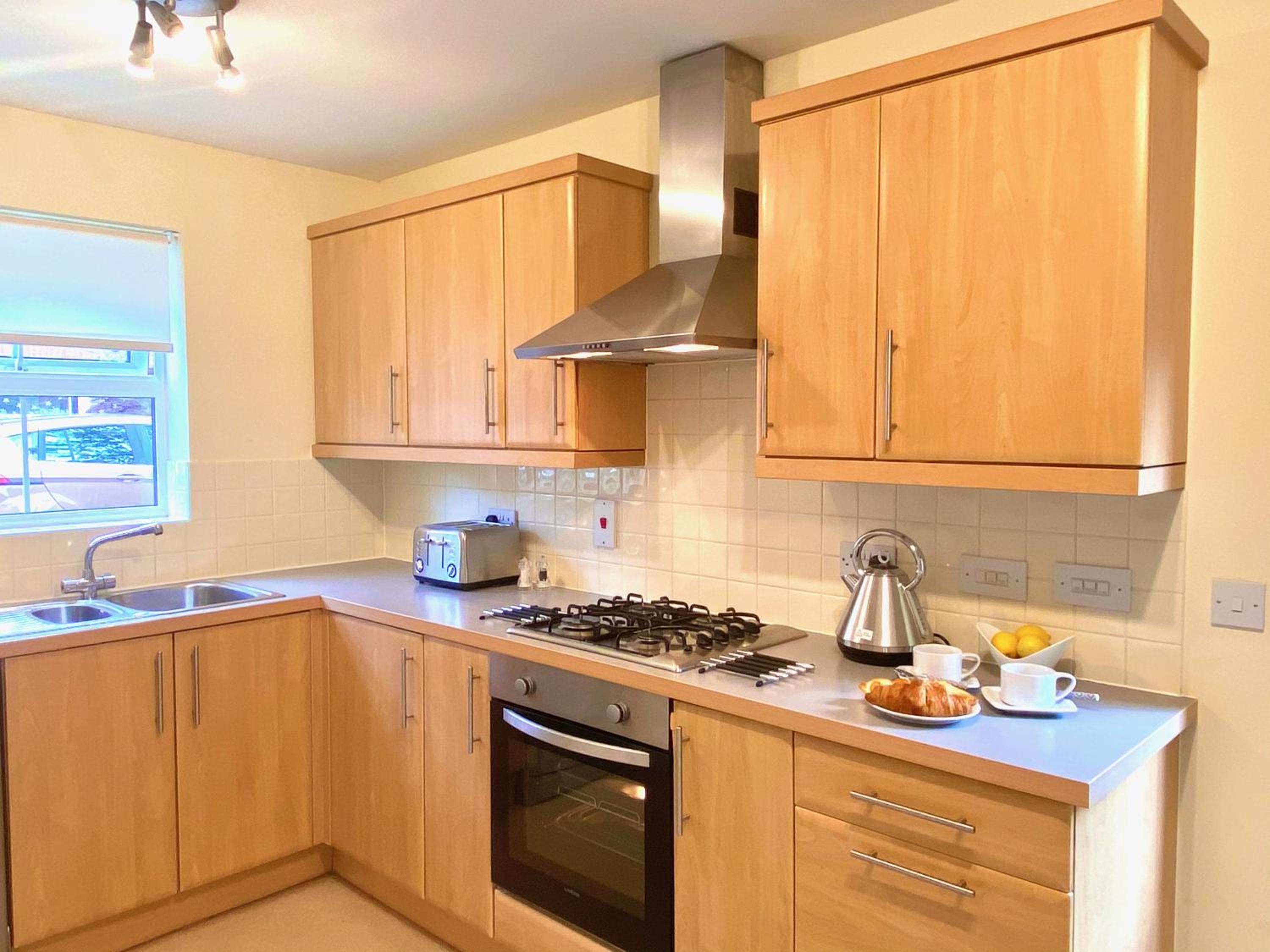 Aylesbury Contractor & Staycation Home view 2