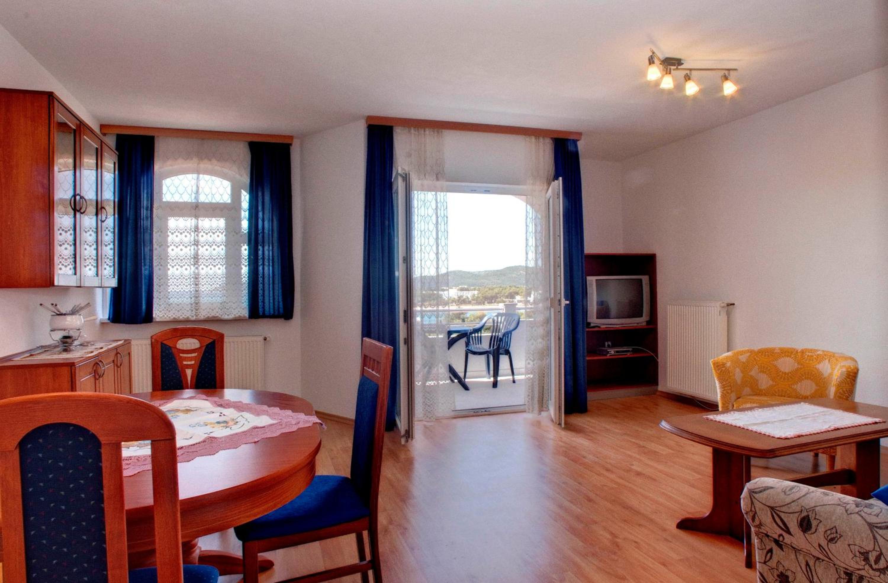 Apartments Peran view 3