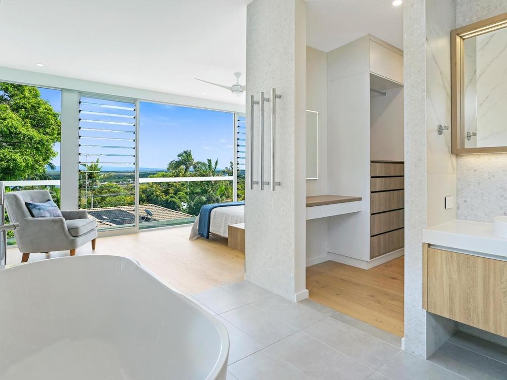 Magnificent views on Arkana, Noosa Heads
