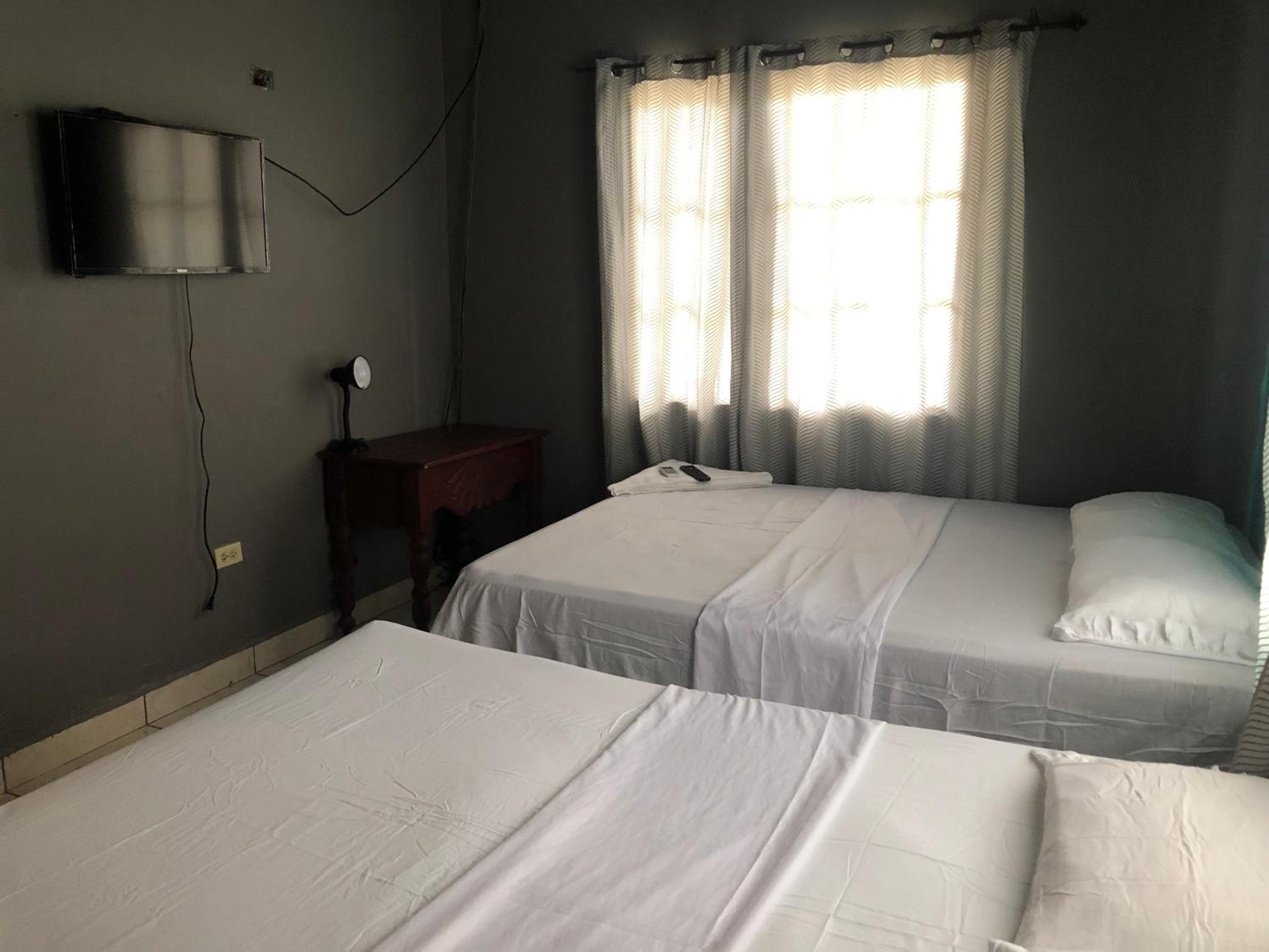 Hostal Rudy's Beach