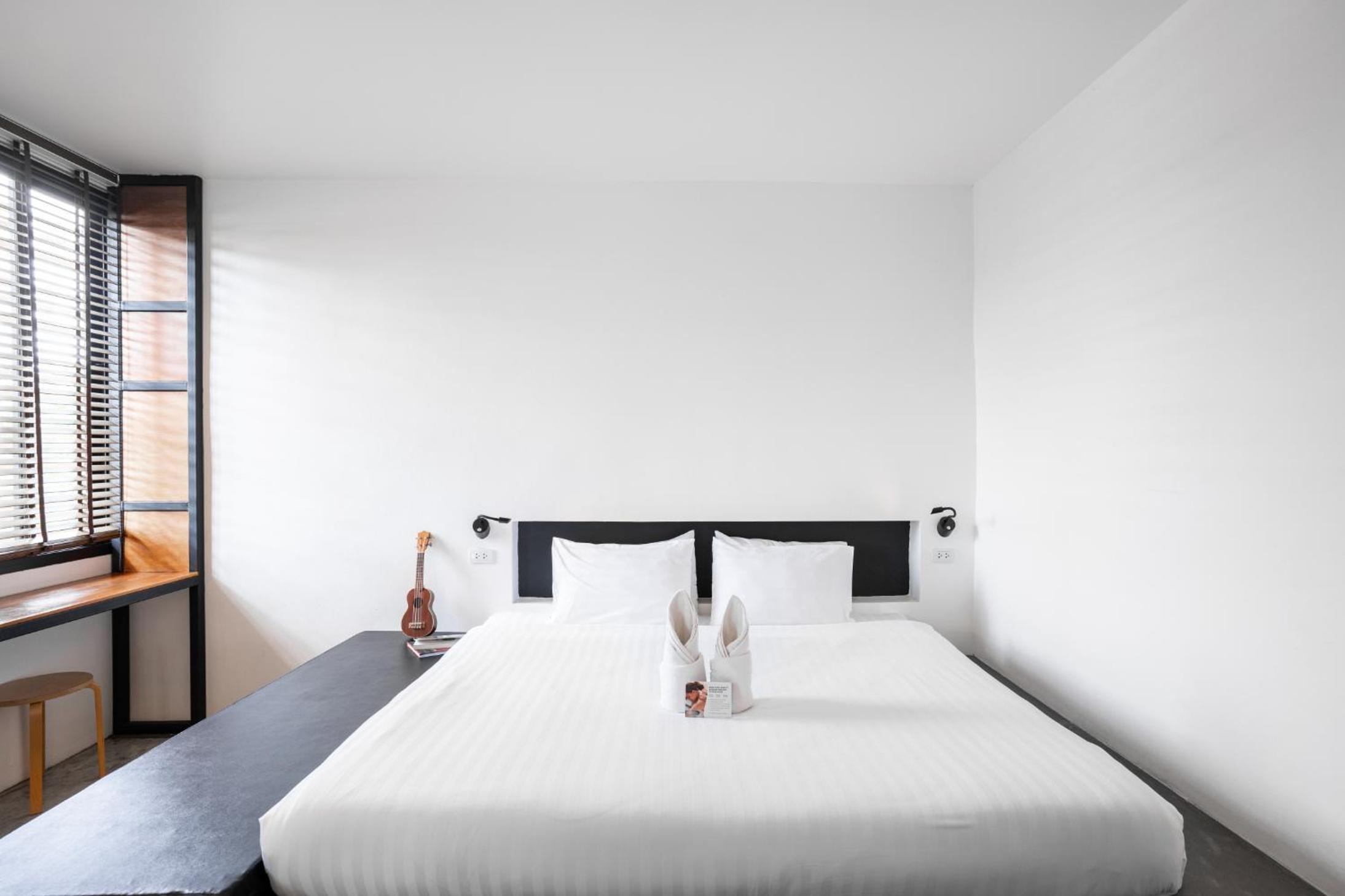 Book a Bed Poshtel - SHA Plus