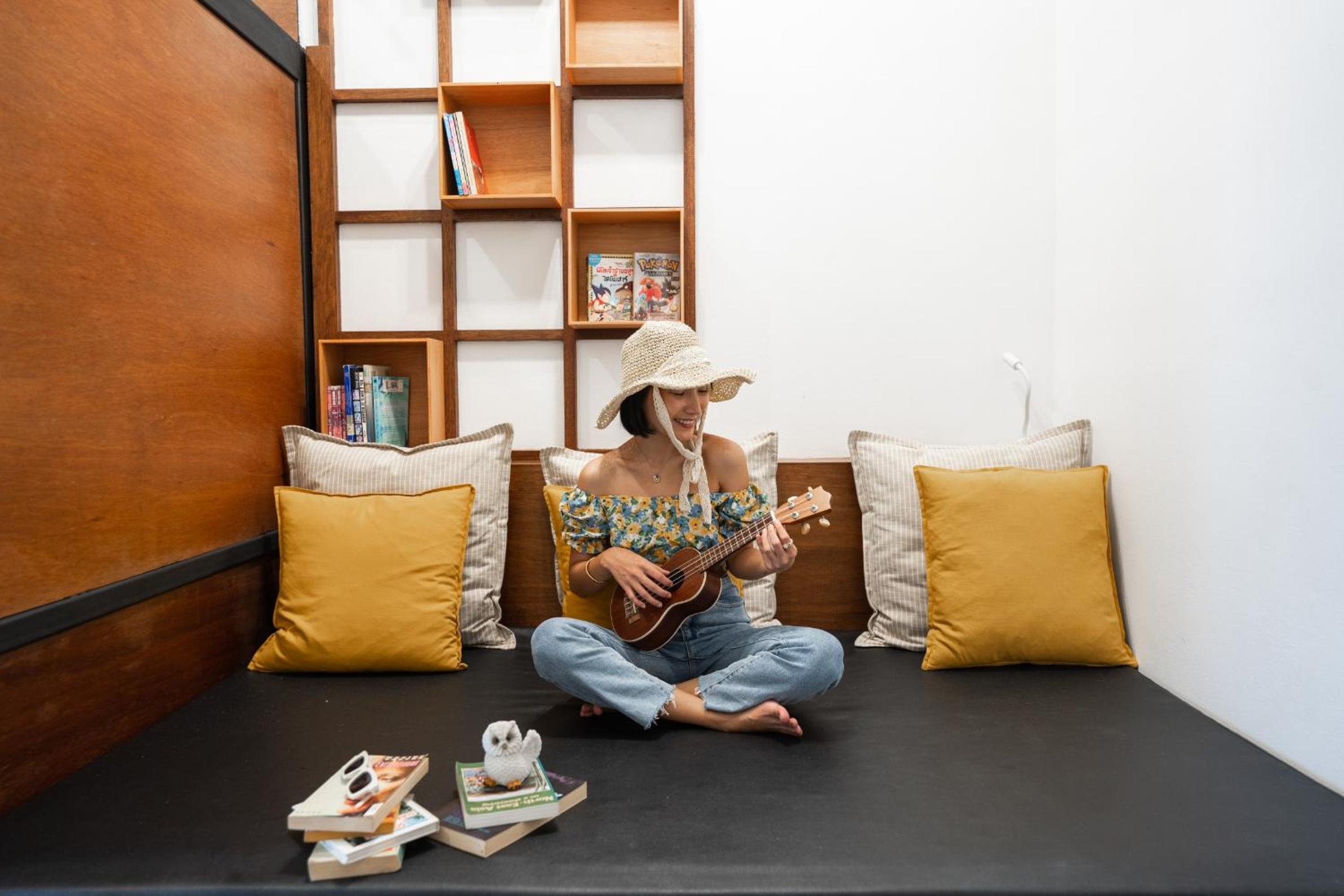 Book a Bed Poshtel - SHA Plus