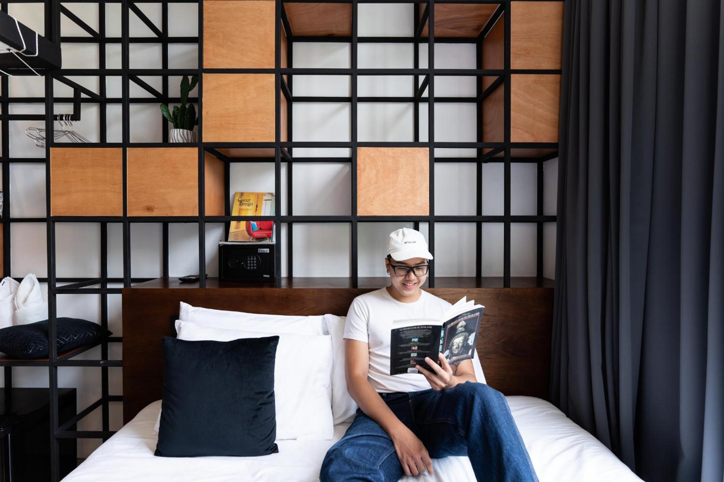 Book a Bed Poshtel - SHA Plus