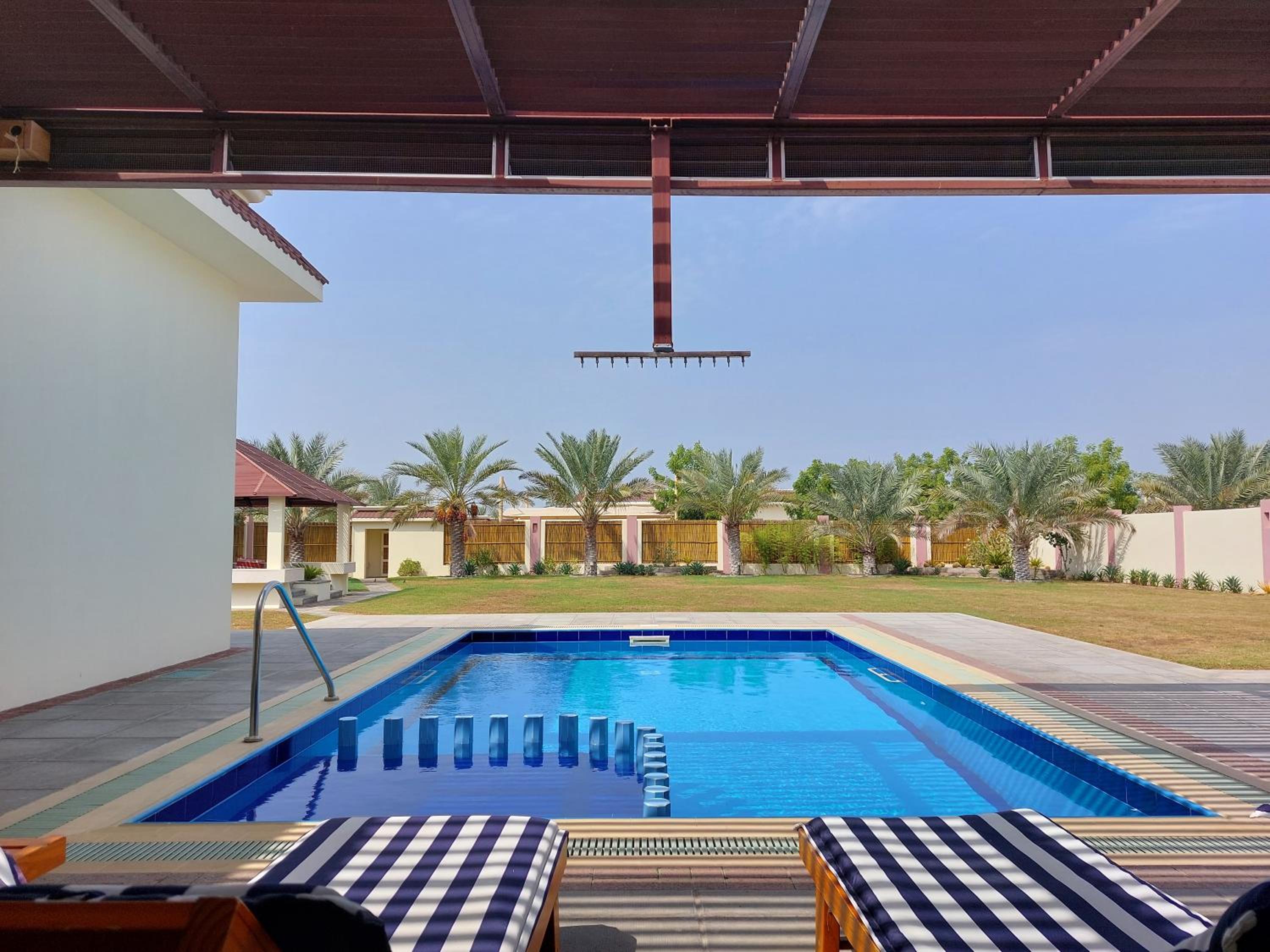 Asahalah Farm Pool Villas