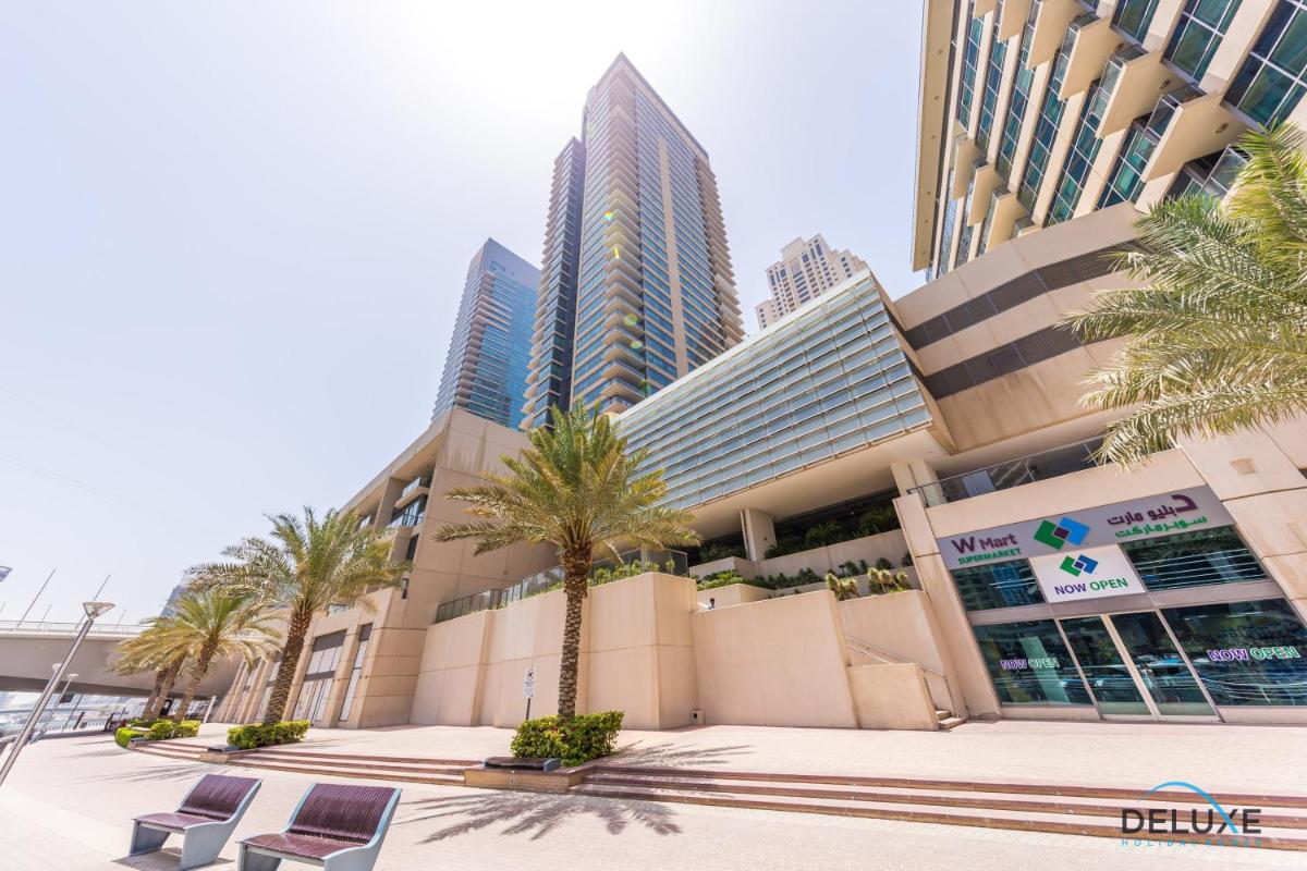 Vibrant 1BR at Dubai Marina Quay West by Deluxe Holiday Homes