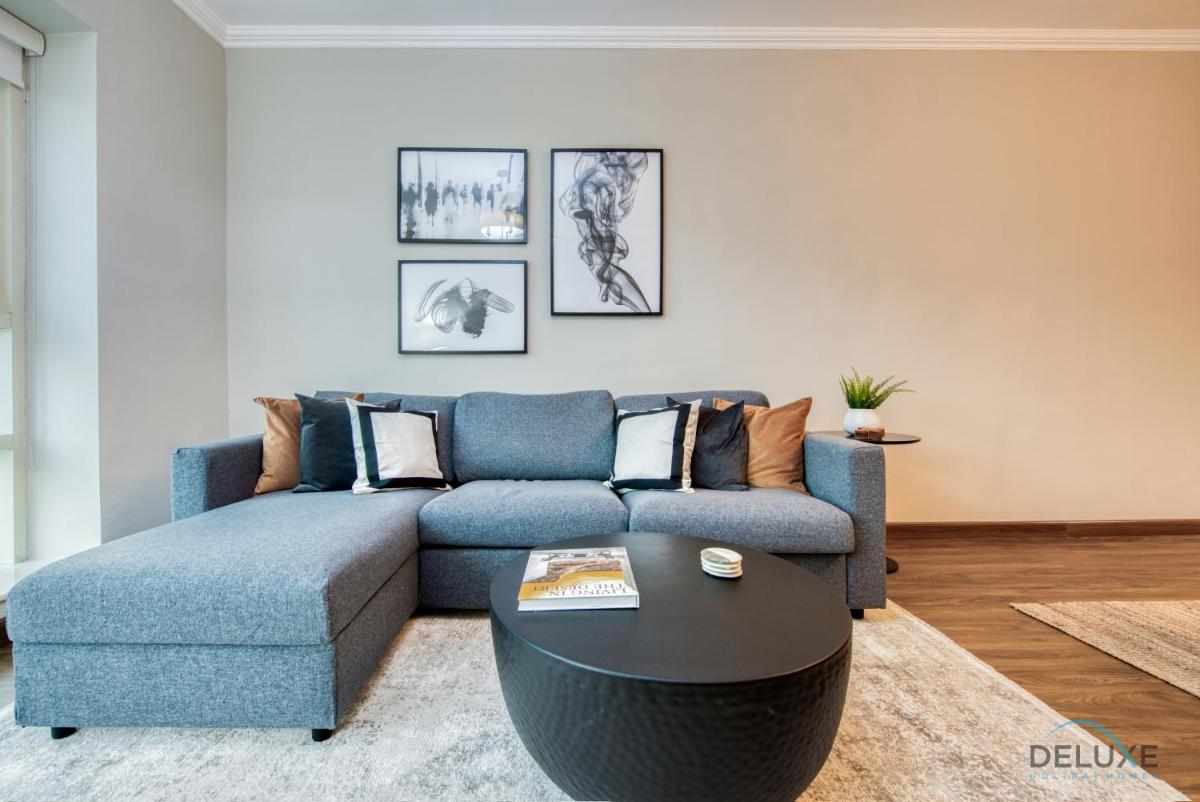 Vibrant 1BR at Dubai Marina Quay West by Deluxe Holiday Homes