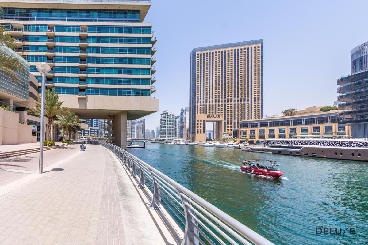 Vibrant 1BR at Dubai Marina Quay West by Deluxe Holiday Homes