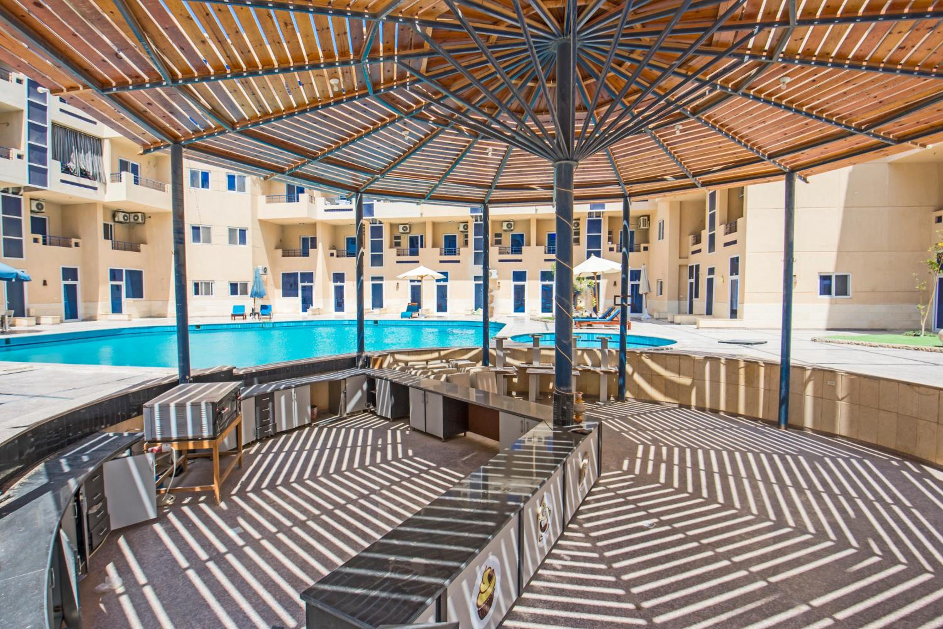 Pool View With Balcony Near El Gouna - 2x Large Pools & Kitchen - EU Standards - Tiba Resort E4
