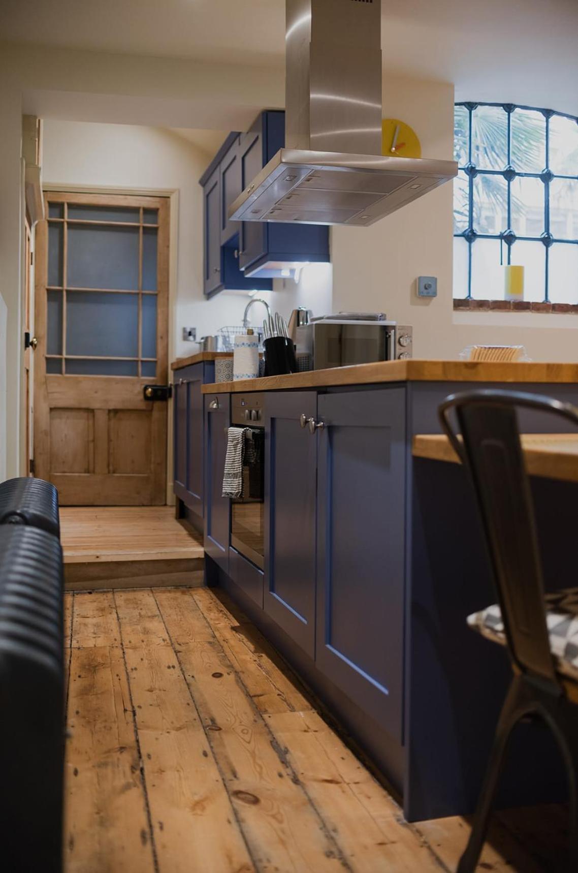 Studio 4- 6 Norwich City Centre Apartment view 4