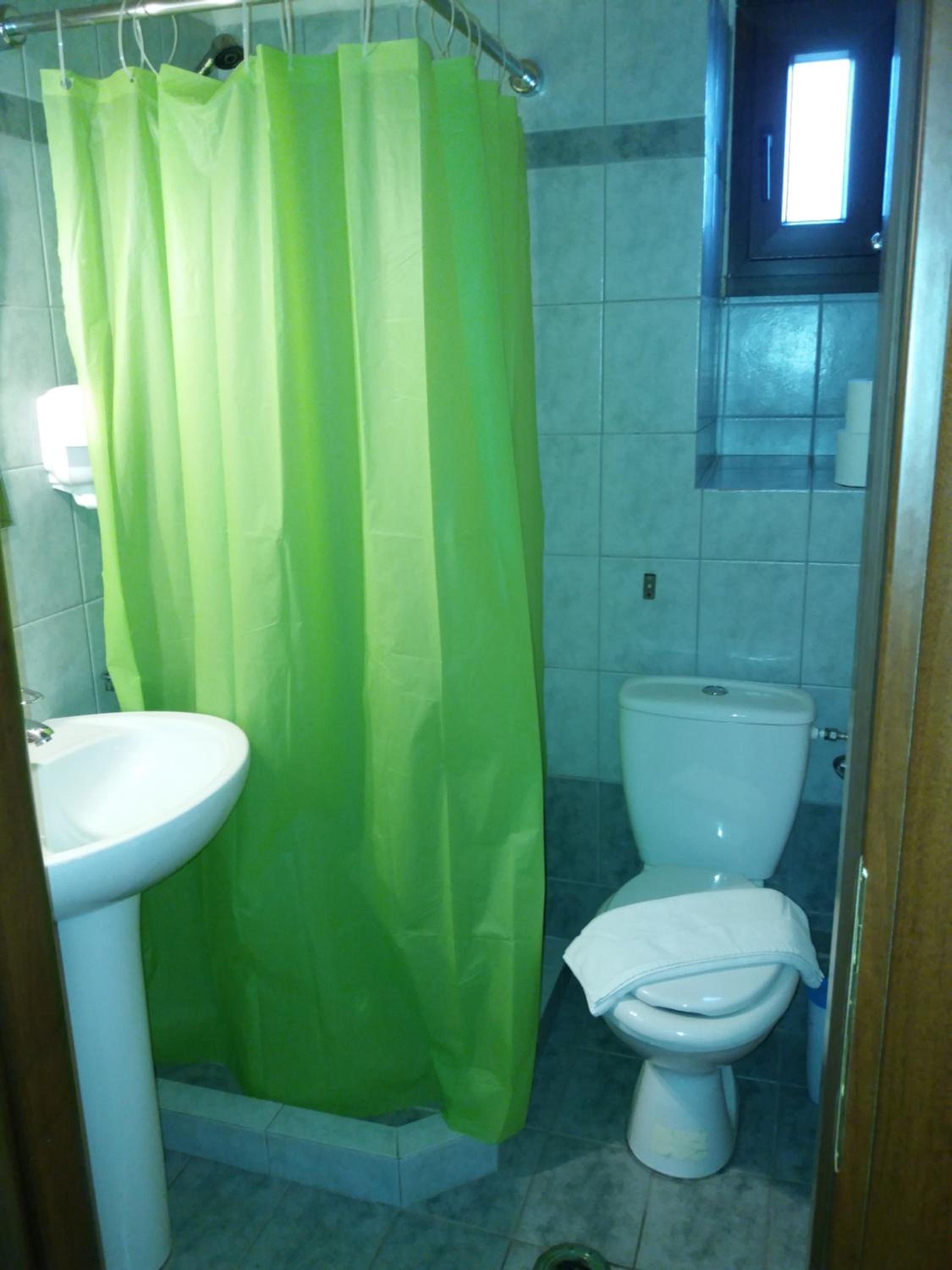 Kynthia Guesthouse
