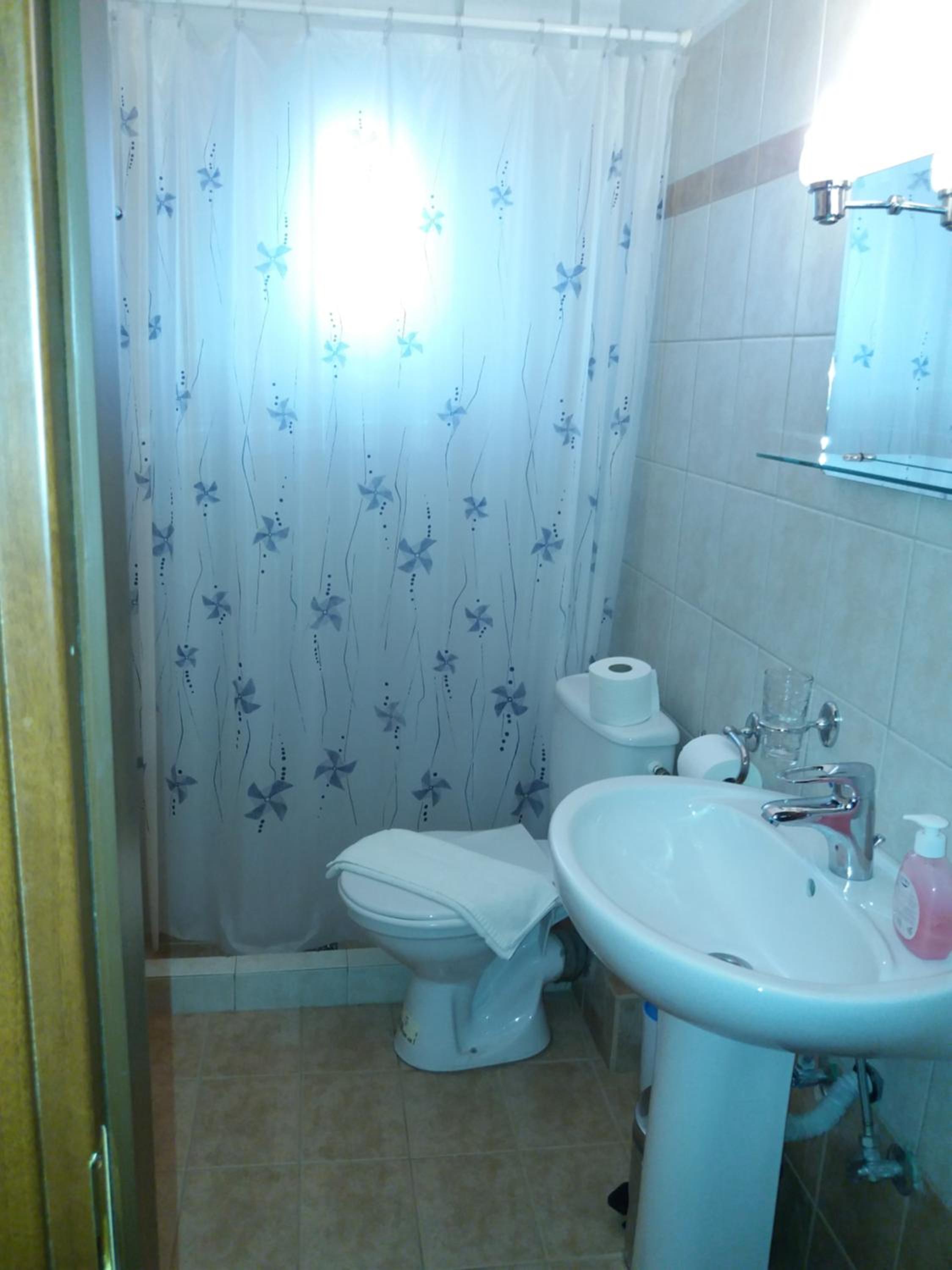 Kynthia Guesthouse